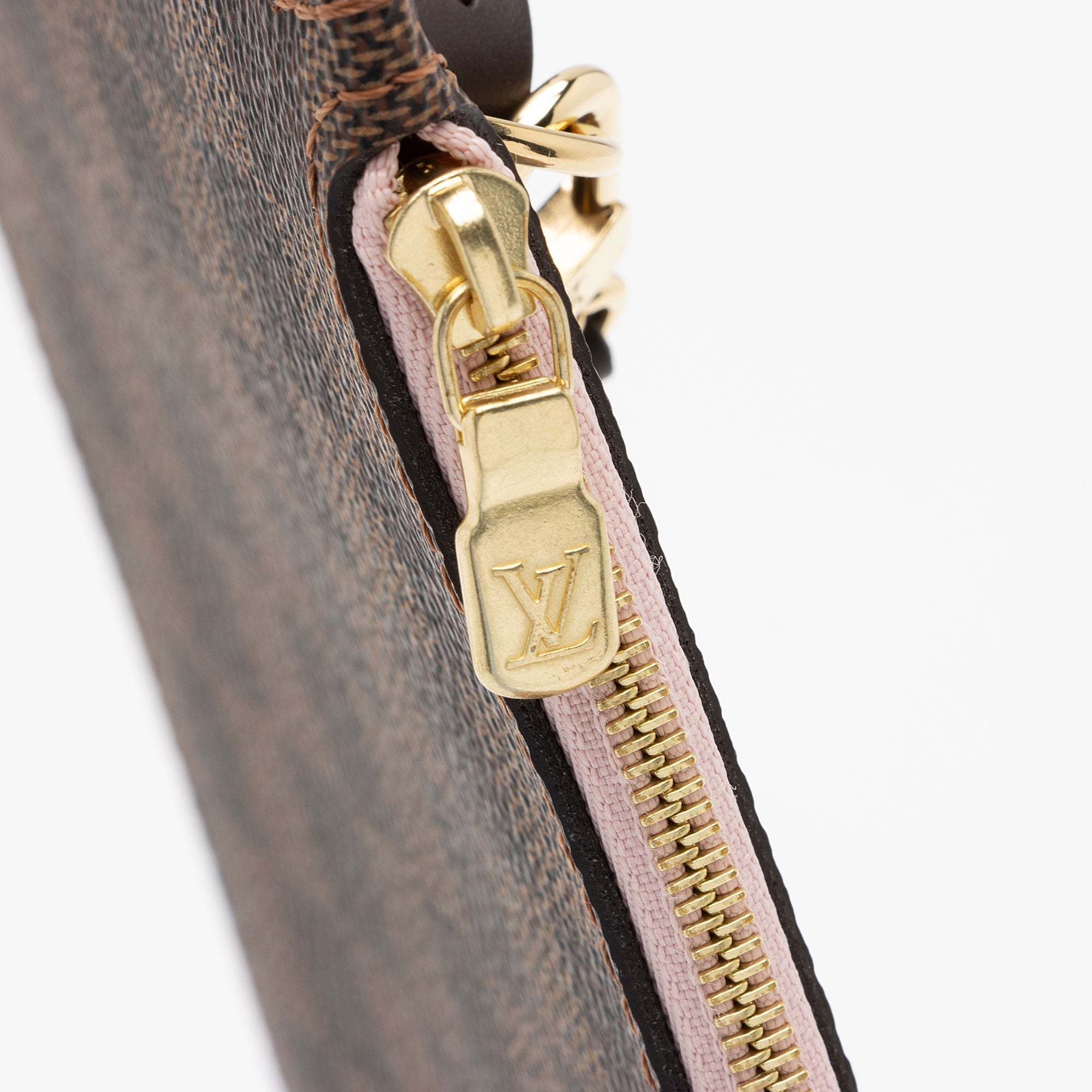 Louis Vuitton Damier Ebene Neverfull MM Pochette (SHF-j6qZMQ)