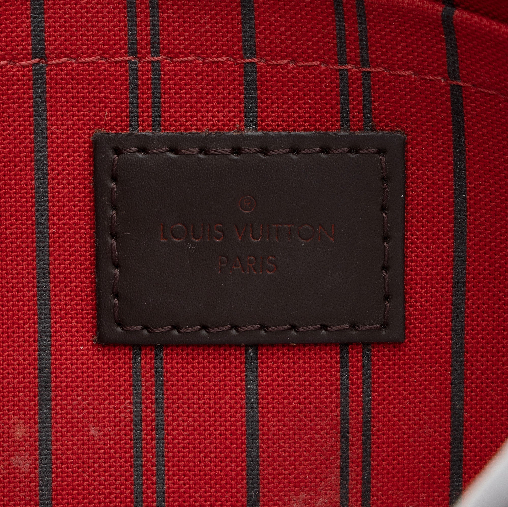 Louis Vuitton Damier Ebene Neverfull MM Pochette (SHF-xwv0zy)