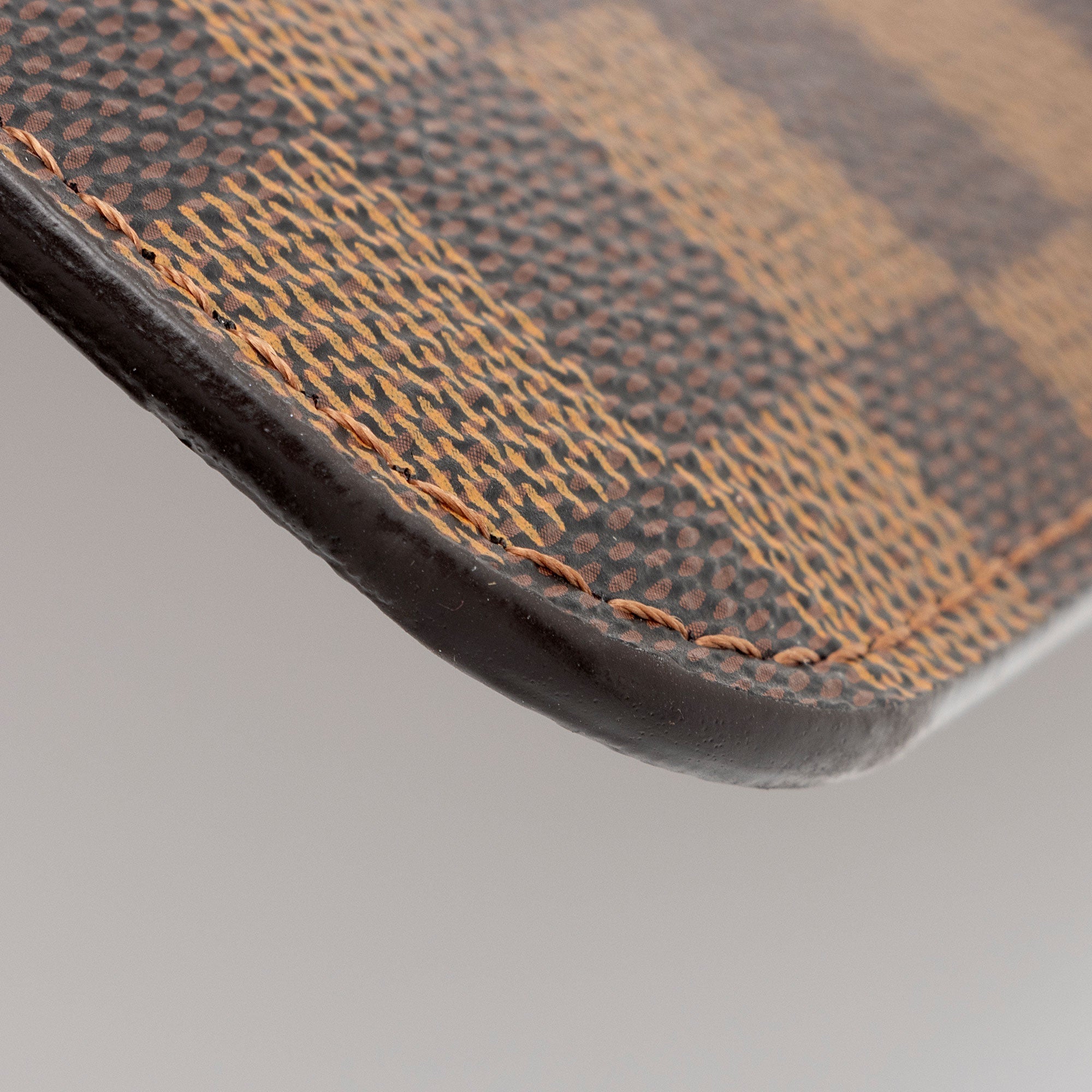 Louis Vuitton Damier Ebene Neverfull MM Pochette (SHF-z2h56K)