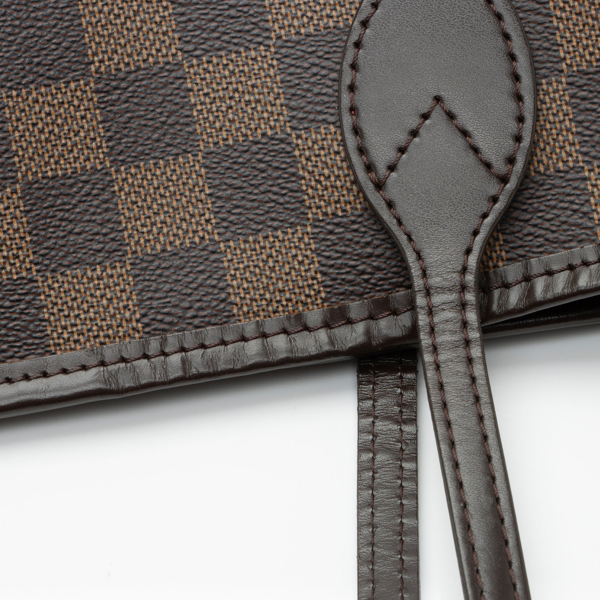 Louis Vuitton Damier Ebene Neverfull MM Tote (SHF-JgRumD)