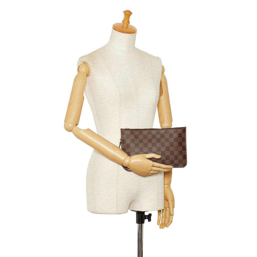 Louis Vuitton Damier Ebene Neverfull Pochette (SHG-1SOOP1)