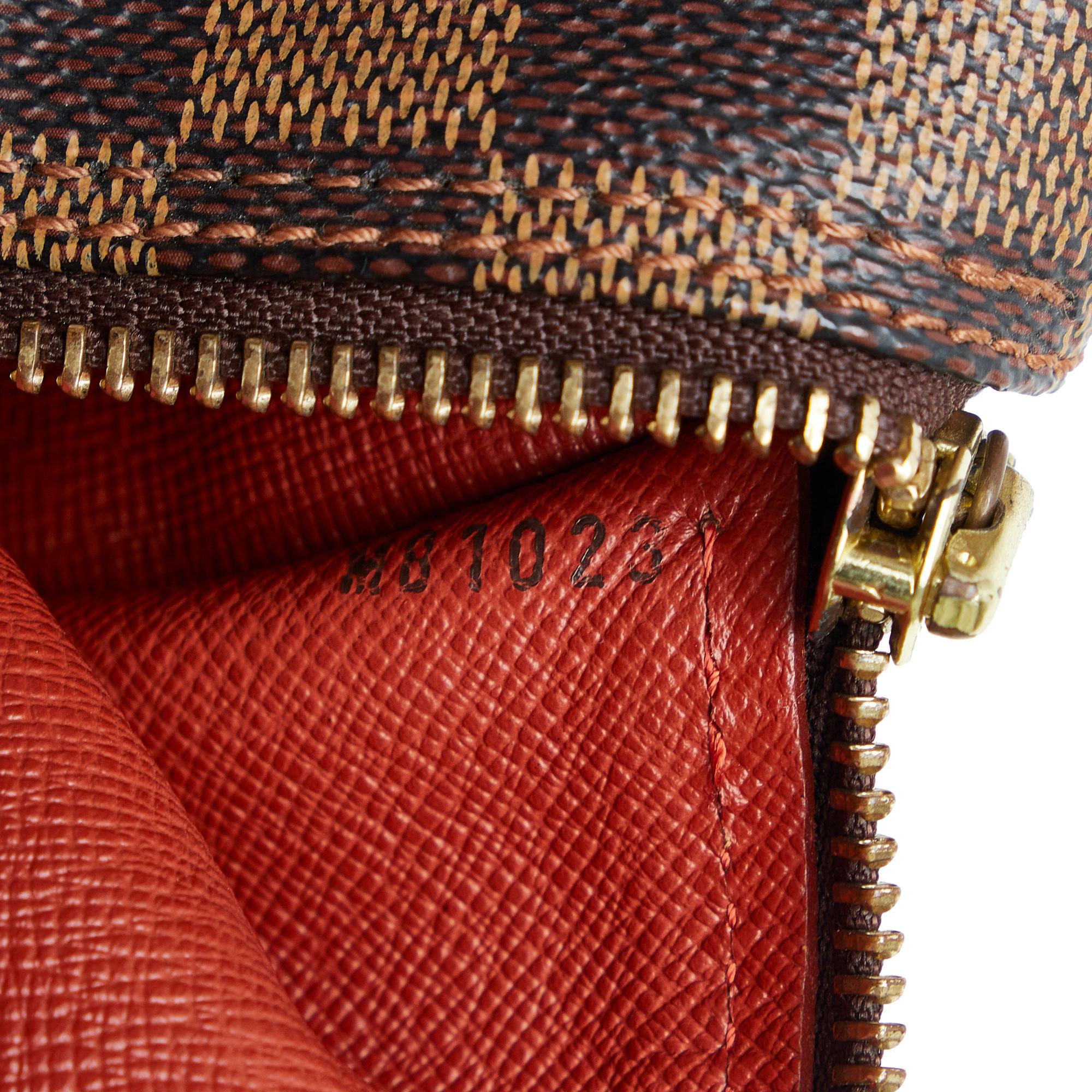 Louis Vuitton Damier Ebene Papillon 30 (SHG-wlqayN)