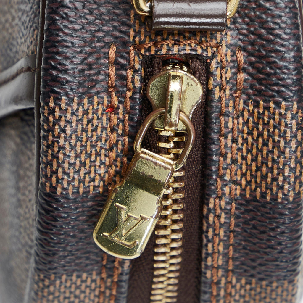 Louis Vuitton Damier Ebene Pochette Ipanema (SHG-UEHR2H)