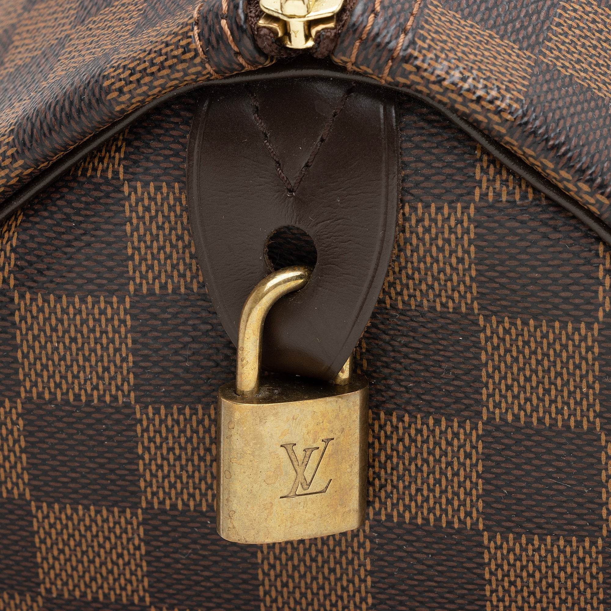 Louis Vuitton Damier Ebene Speedy 35 Satchel (SHF-22618)