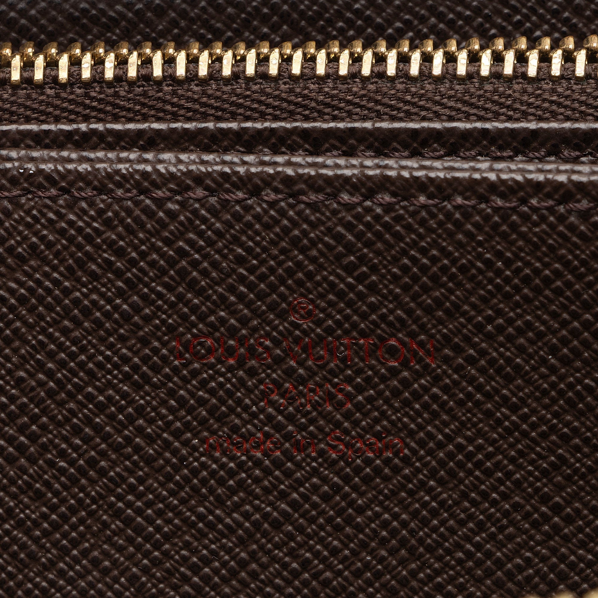 Louis Vuitton Damier Ebene Zippy Wallet (SHF-6R2ow5)