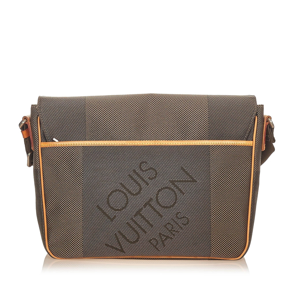 Louis Vuitton Damier Geant Terre Messenger Bag (SHG-25810)