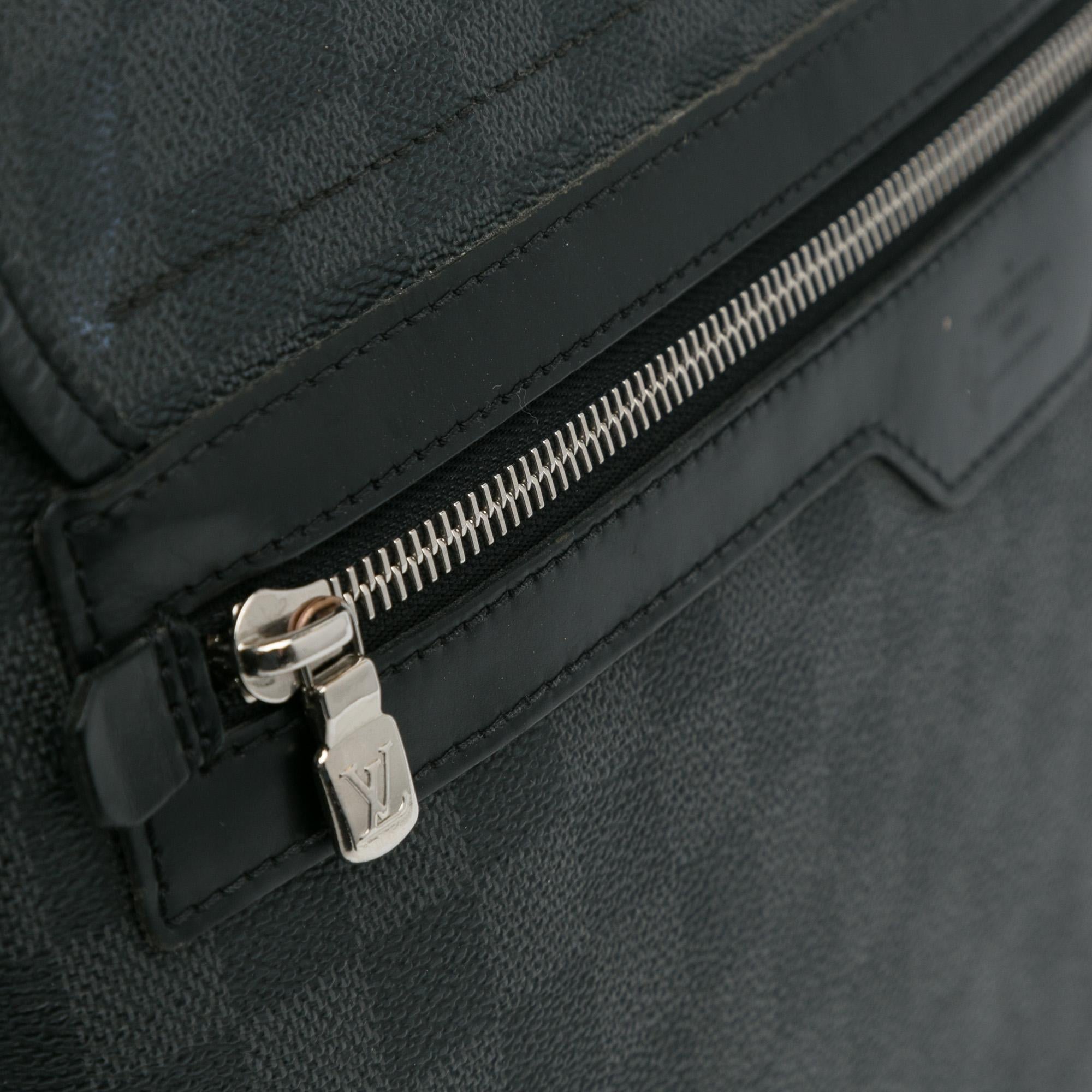 Louis Vuitton Damier Graphite Daniel GM (SHG-dCWJ3D)