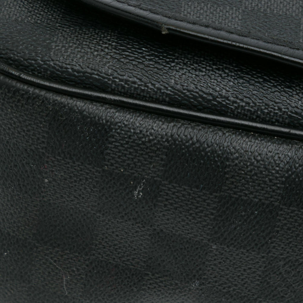 Louis Vuitton Damier Graphite Daniel GM (SHG-dCWJ3D)