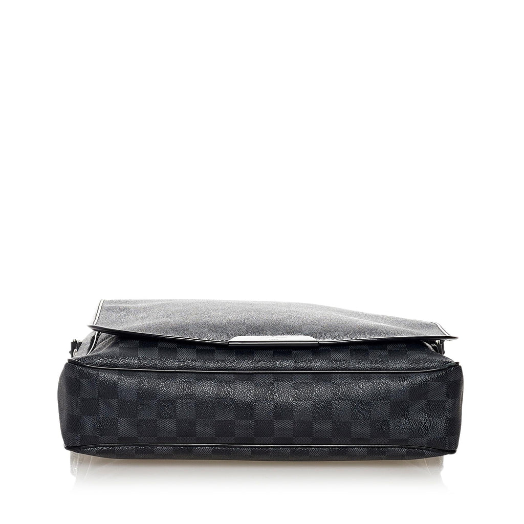 Louis Vuitton Damier Graphite Daniel MM (SHG-31379)