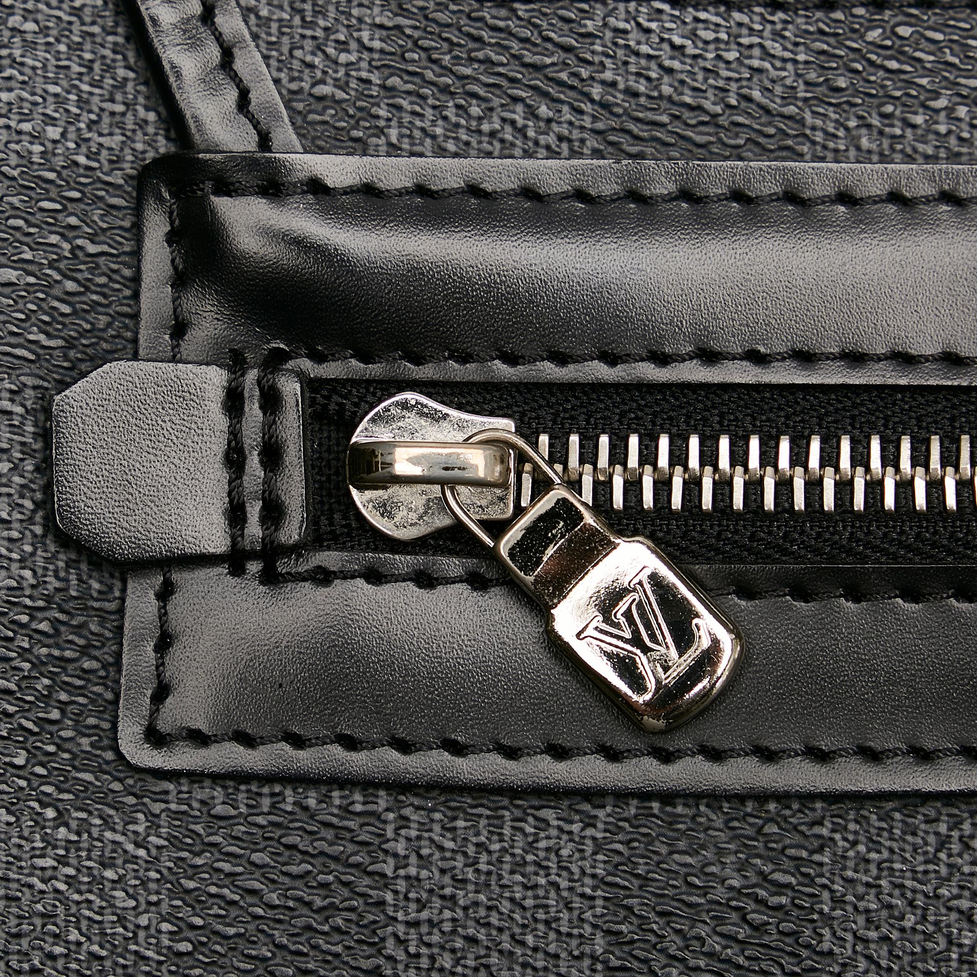 Louis Vuitton Damier Graphite Daniel MM (SHG-31379)