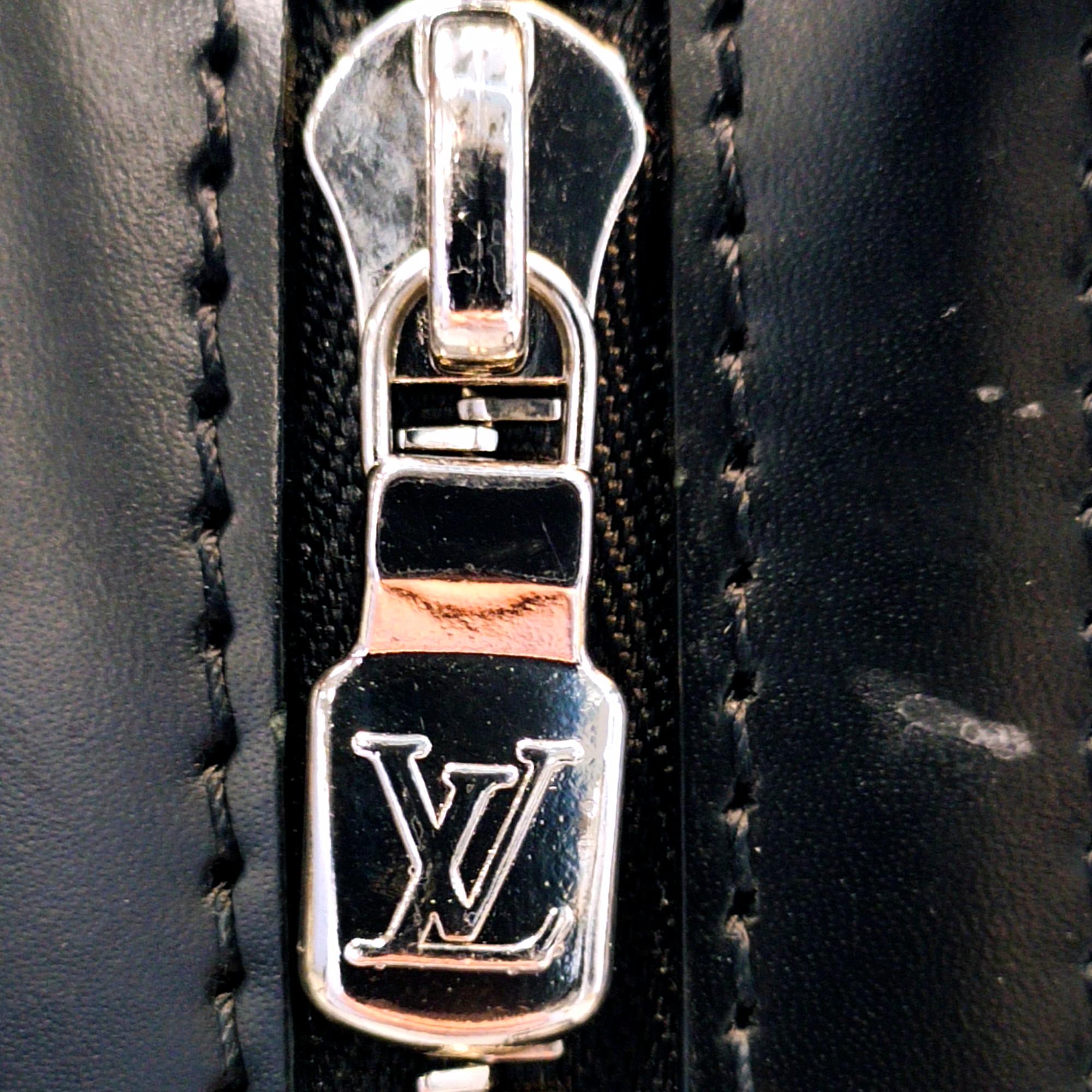 Louis Vuitton Damier Graphite Daniel MM (SHG-nyX3iR)