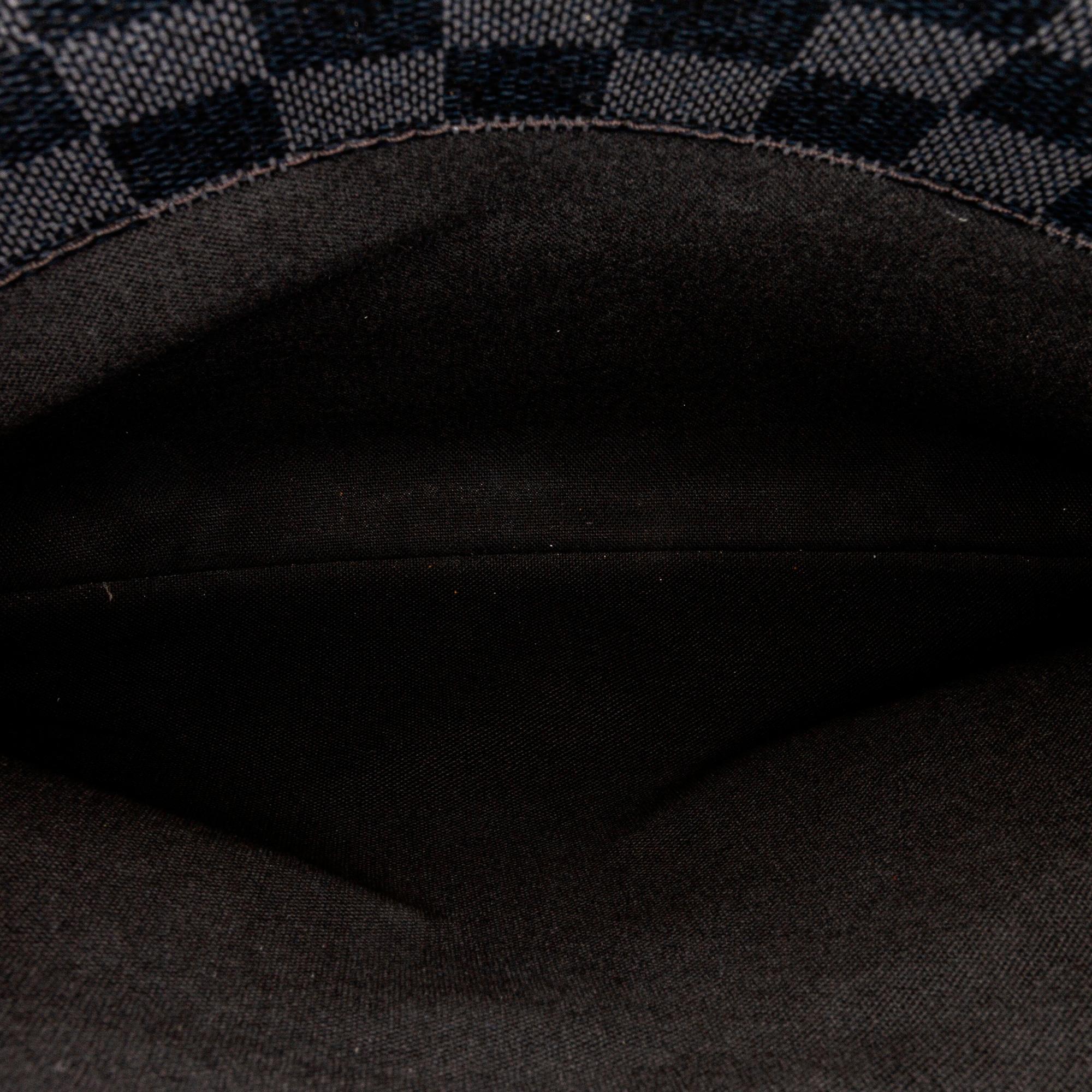 Louis Vuitton Damier Graphite Daniel MM (SHG-nyX3iR)