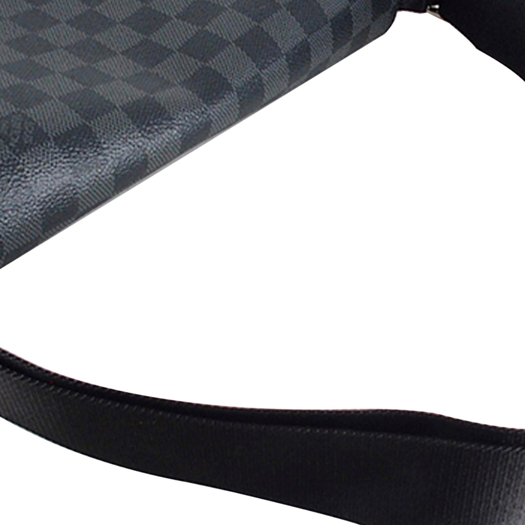 Louis Vuitton Damier Graphite District PM