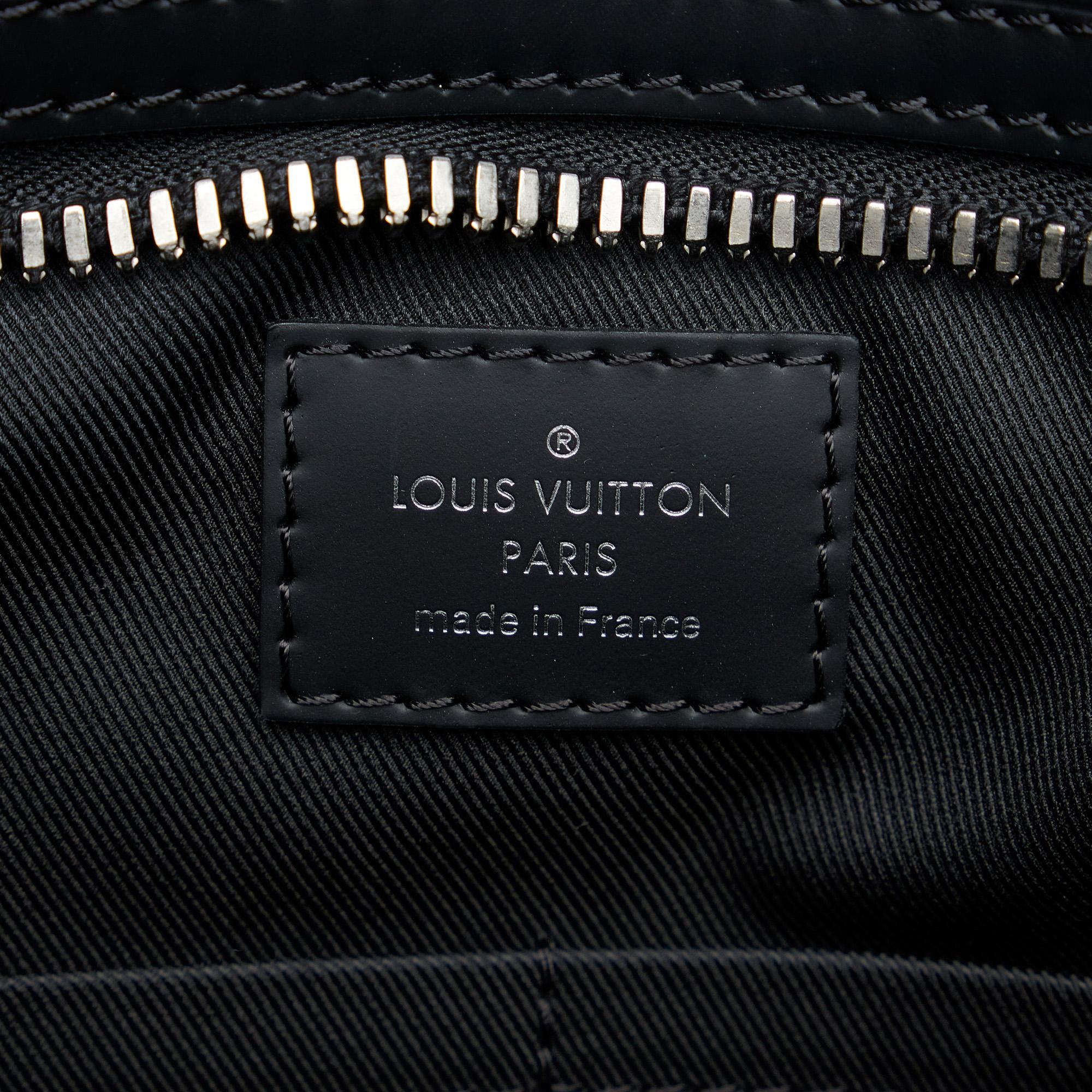 Louis Vuitton Damier Graphite Hunter (SHG-rGawjy)