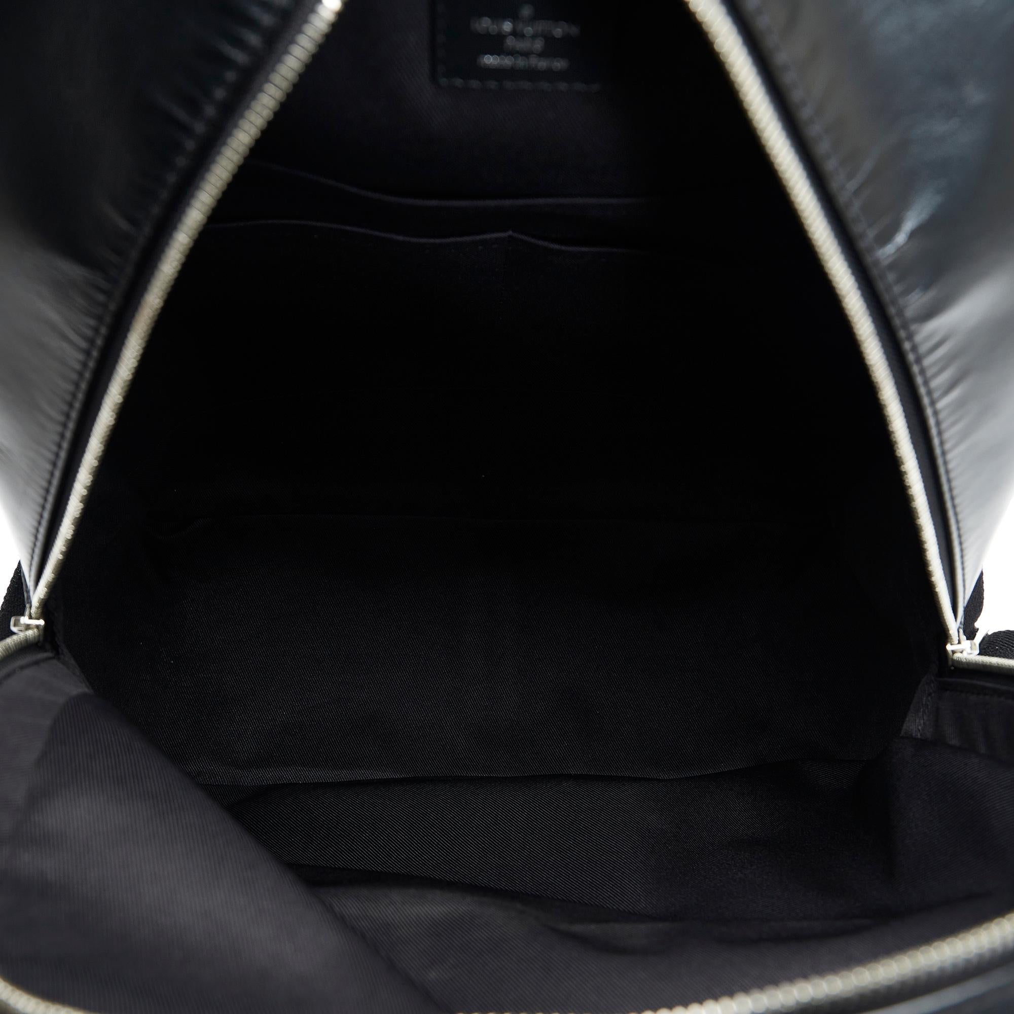 Louis Vuitton Damier Graphite Josh (SHG-Jp4aiY)