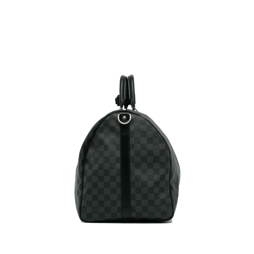 Louis Vuitton Damier Graphite Keepall Bandouliere 55 (SHG-xrkvxr)
