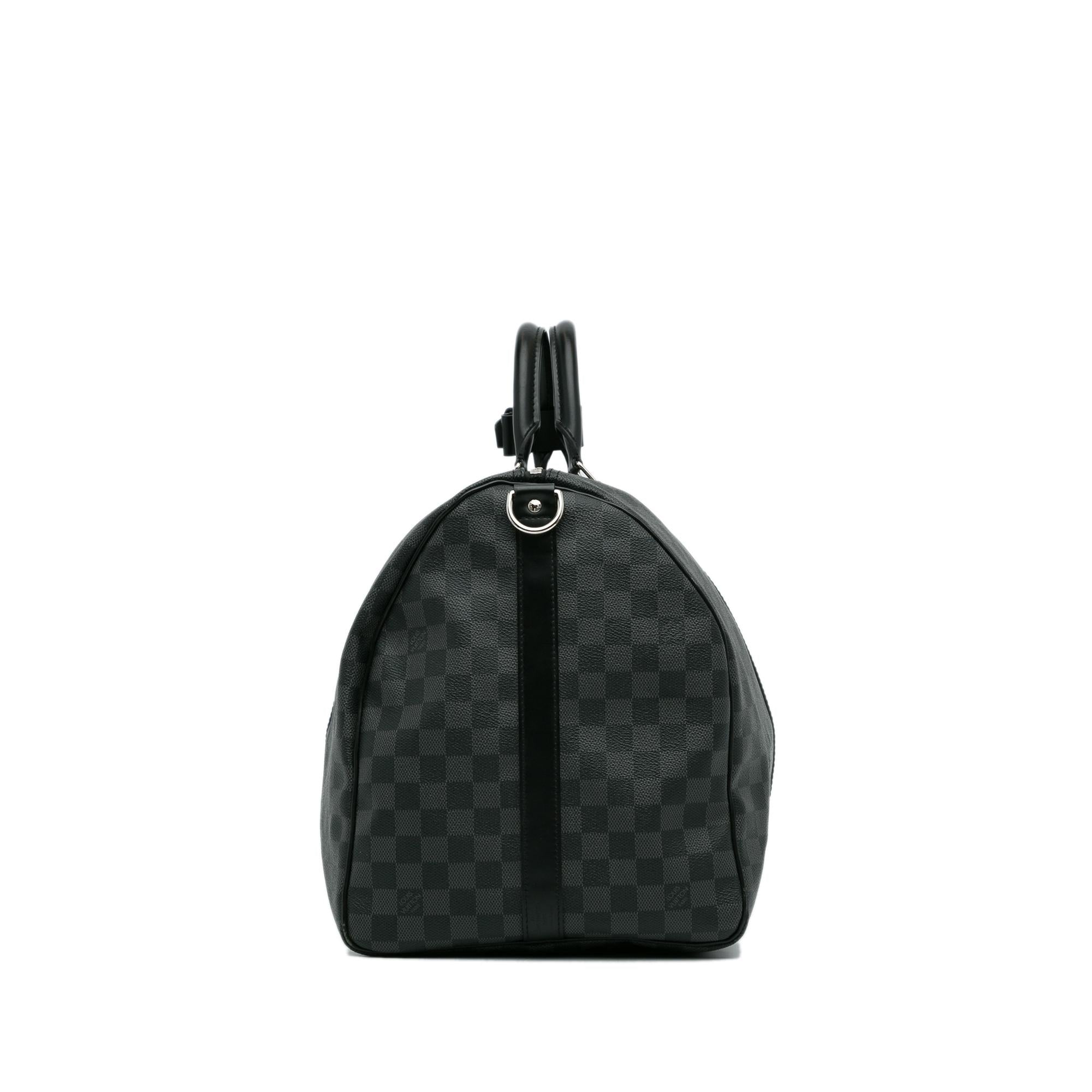 Louis Vuitton Damier Graphite Keepall Bandouliere 55 (SHG-xrkvxr)