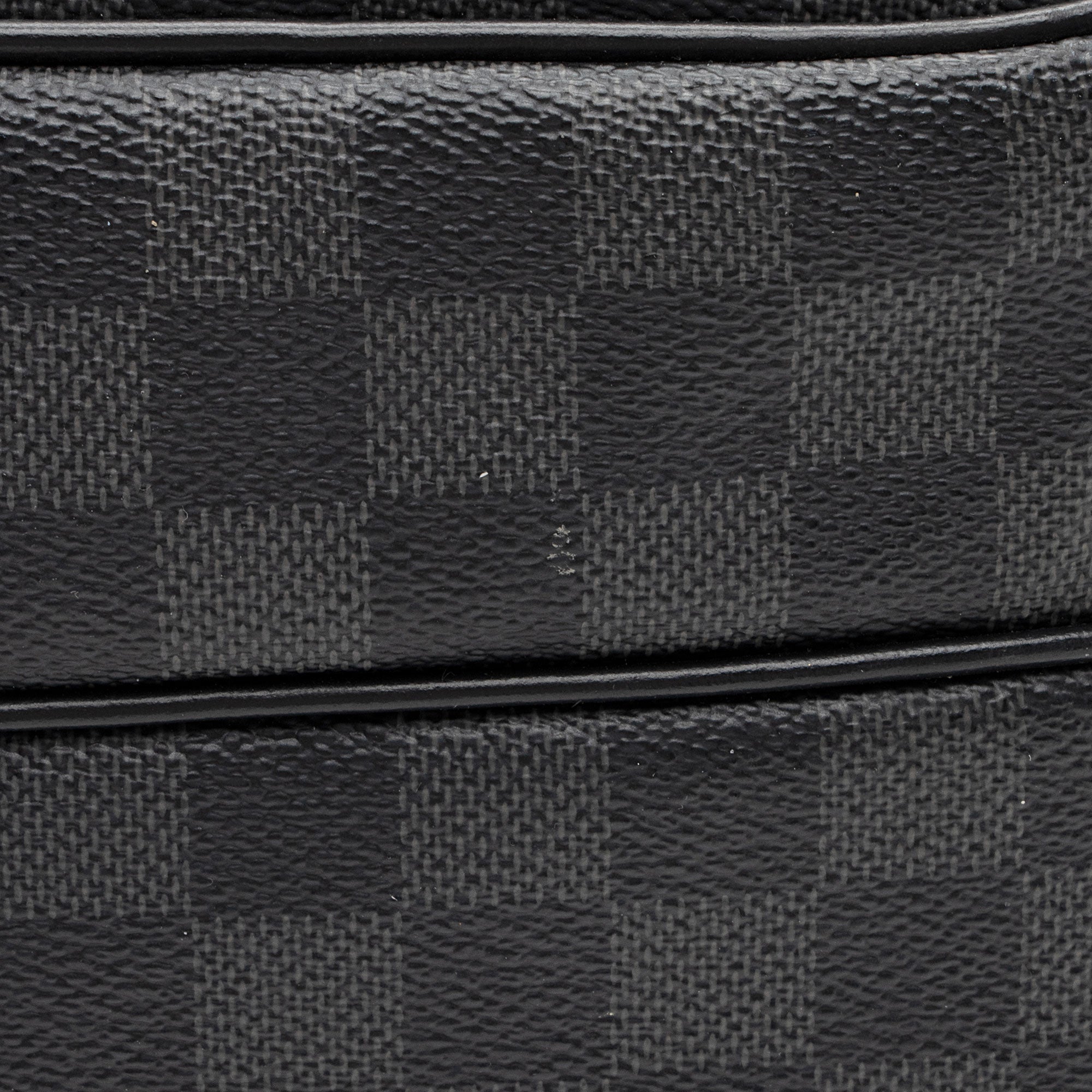 Louis Vuitton Damier Graphite Michael Backpack (SHF-Jocvoq)