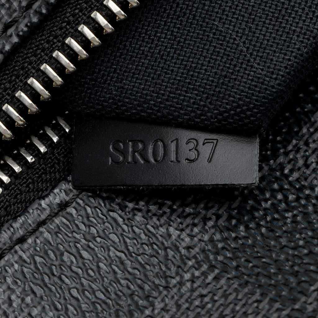 Louis Vuitton Damier Graphite Mick PM Shoulder Bag (SHF-qt5YT5)