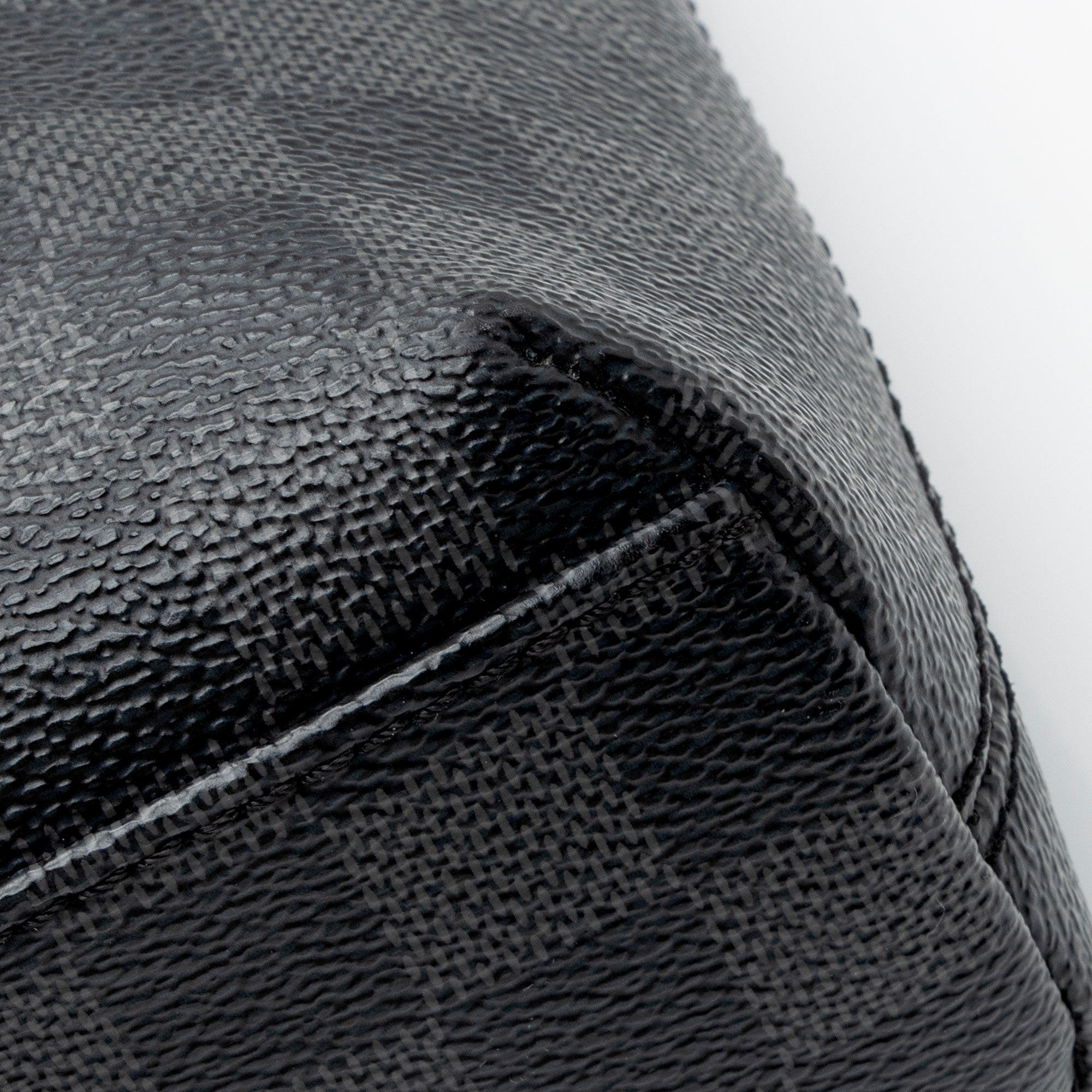 Louis Vuitton Damier Graphite Mick PM Shoulder Bag (SHF-qt5YT5)