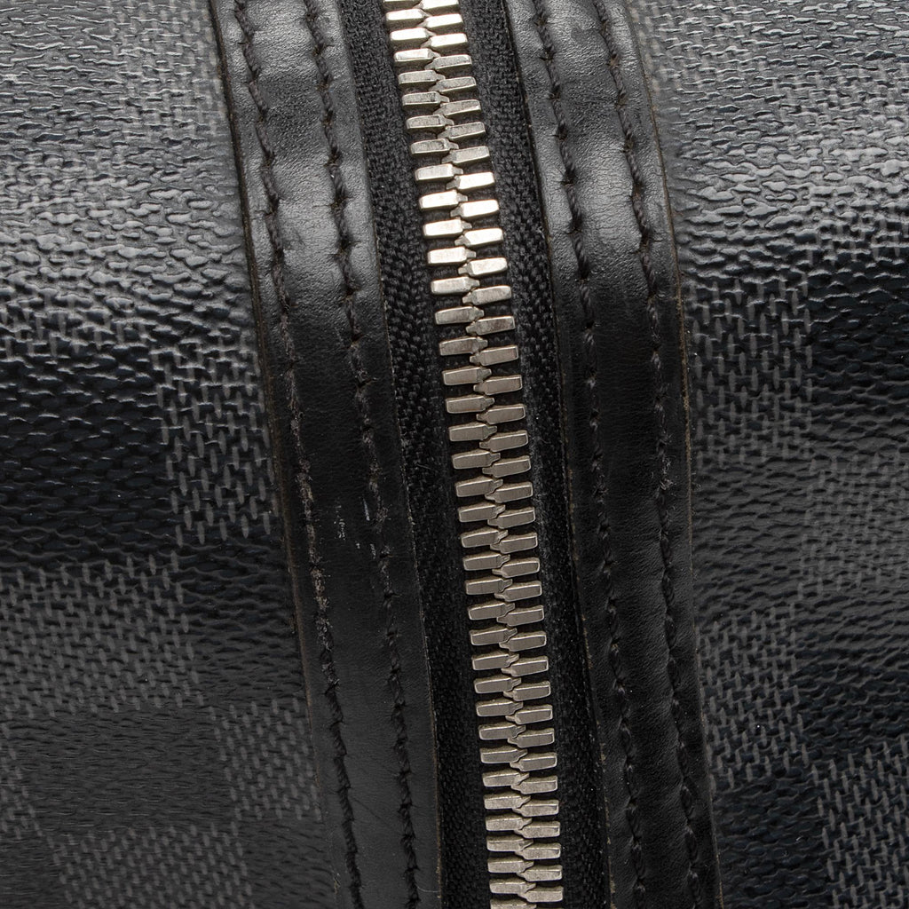Louis Vuitton Damier Graphite Sac Leoh Messenger Bag (SHF-yLc74m)