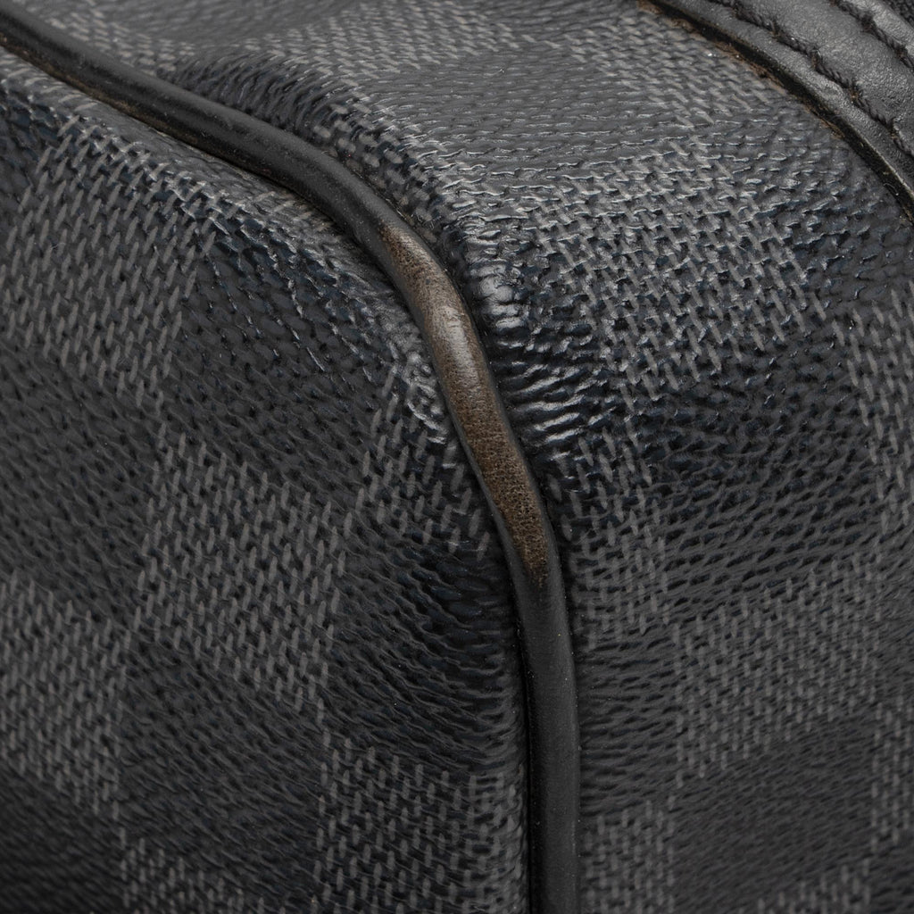 Louis Vuitton Damier Graphite Sac Leoh Messenger Bag (SHF-yLc74m)