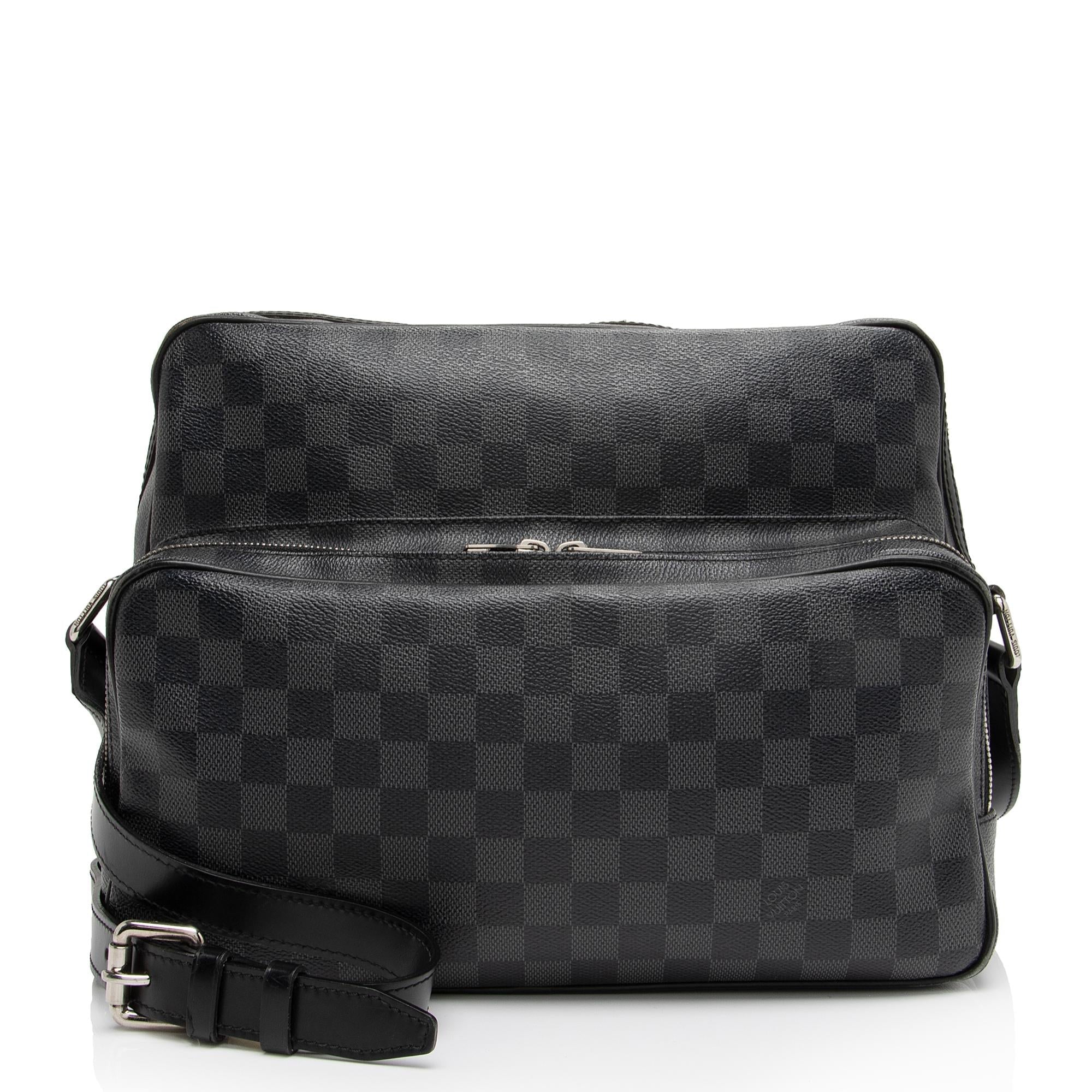 Louis Vuitton Damier Graphite Sac Leoh Messenger Bag (SHF-yLc74m)