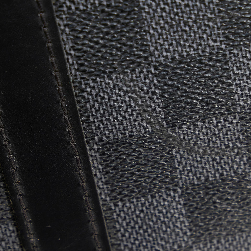 Louis Vuitton Damier Graphite Tadao PM (SHG-27FjjL)