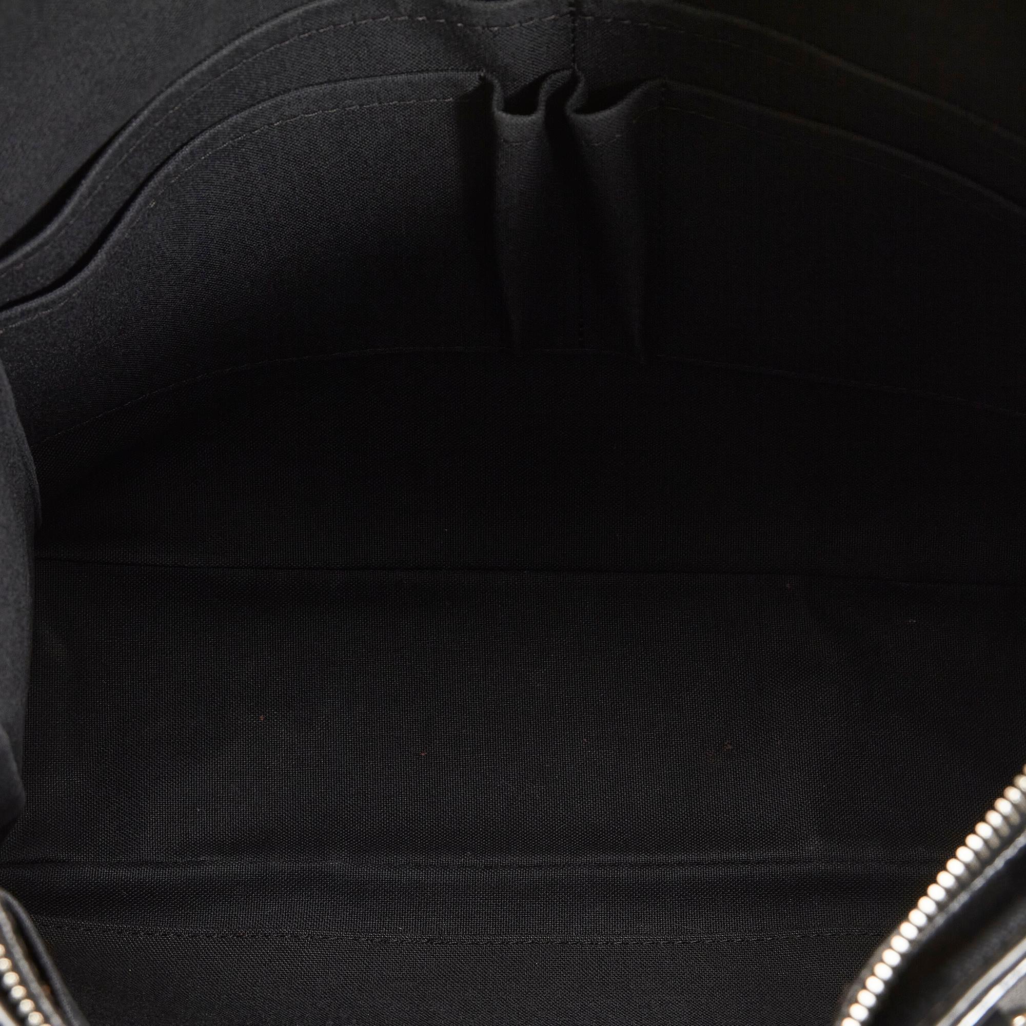 Louis Vuitton Damier Graphite Tadao PM (SHG-27FjjL)