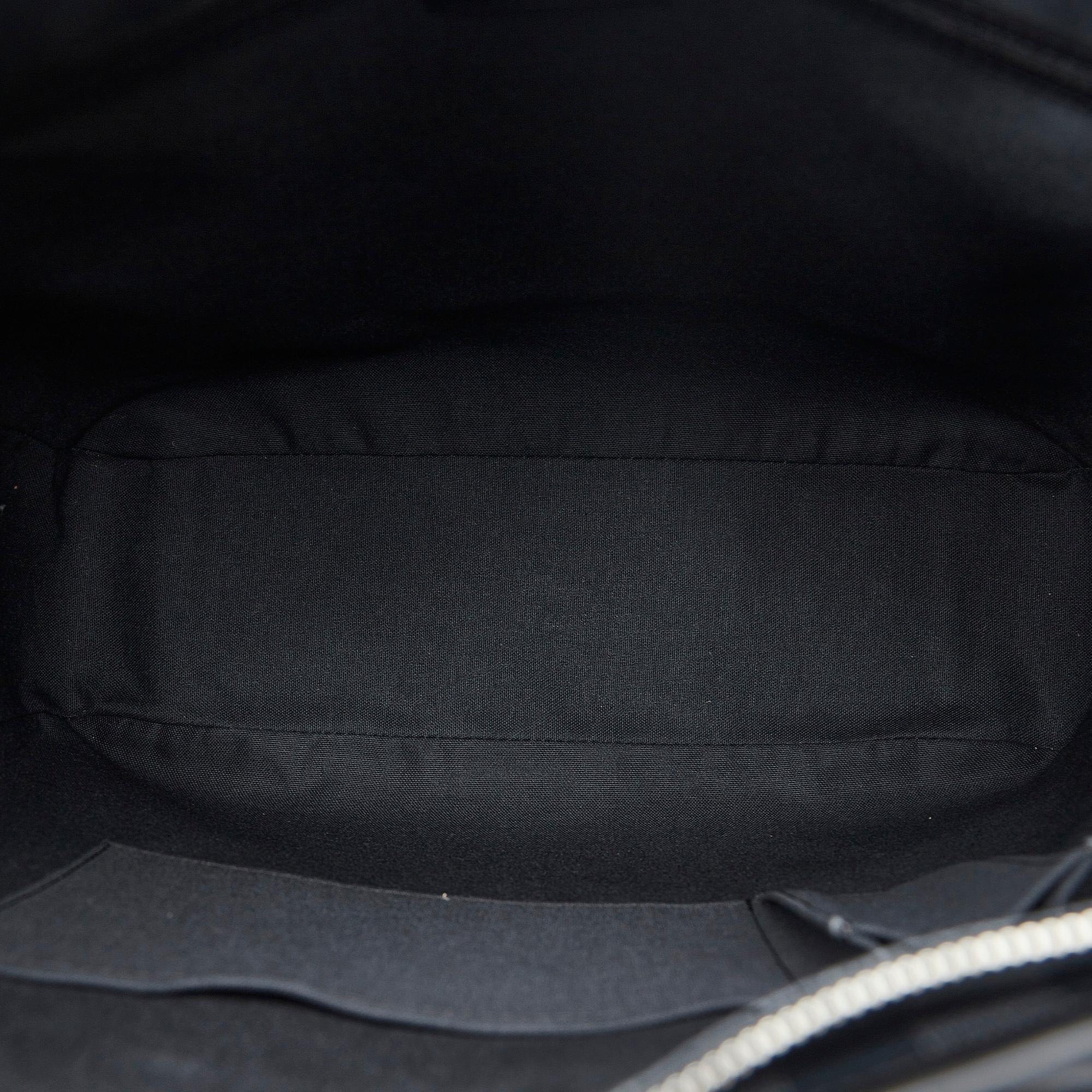Louis Vuitton Damier Graphite Tadao PM (SHG-Ptb3QR)
