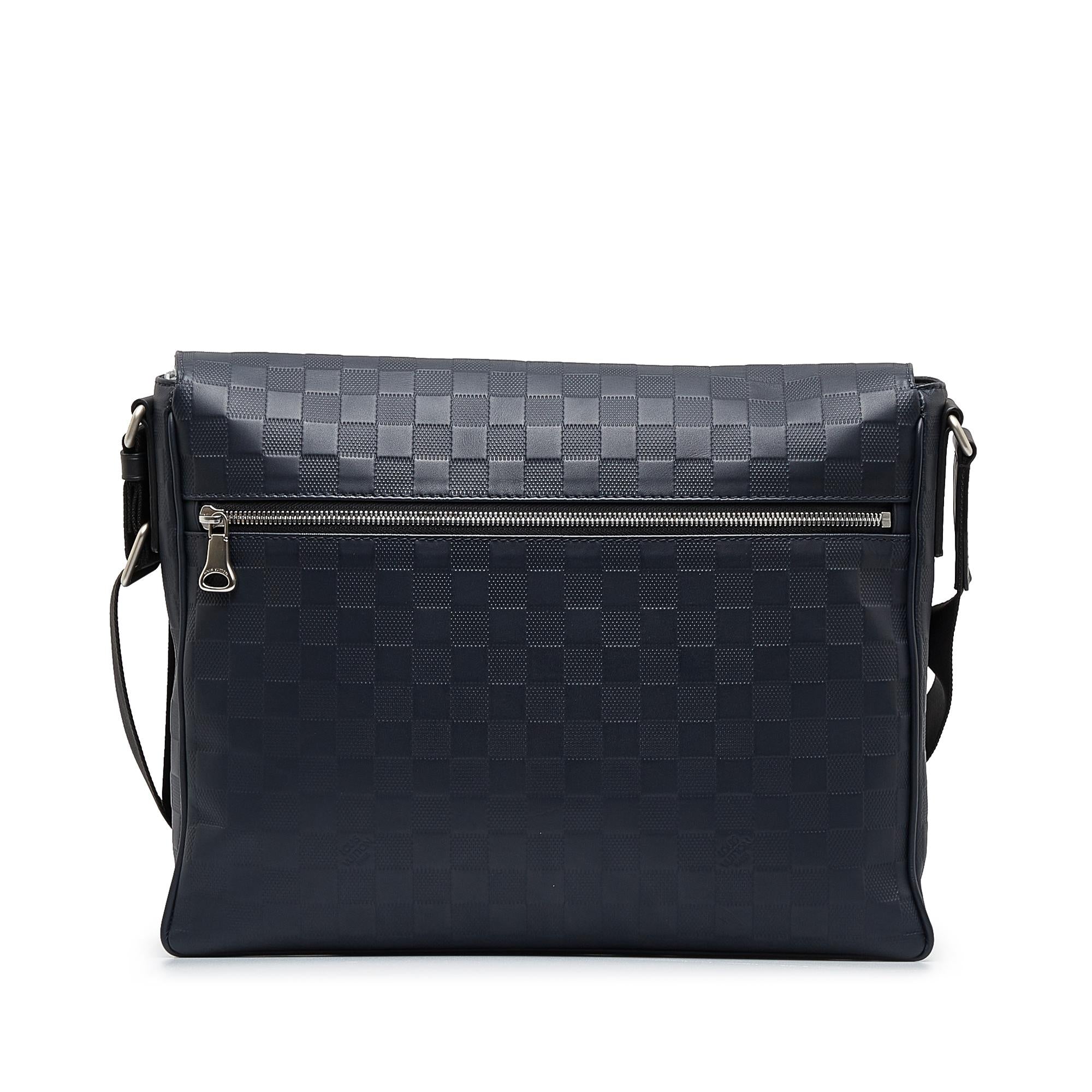 Louis Vuitton Damier Infini District MM (SHG-Um8soz)