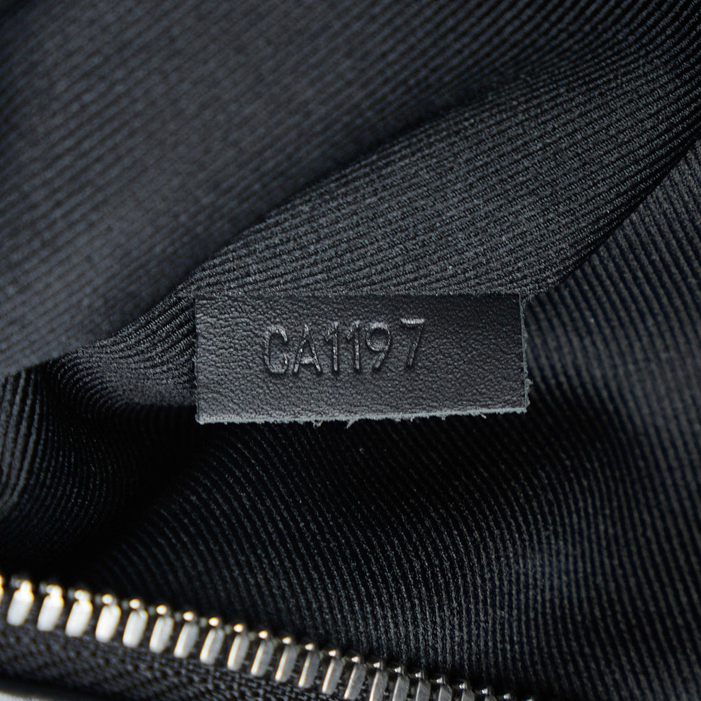 Louis Vuitton Damier Infini District PM (SHG-CUUbVe)