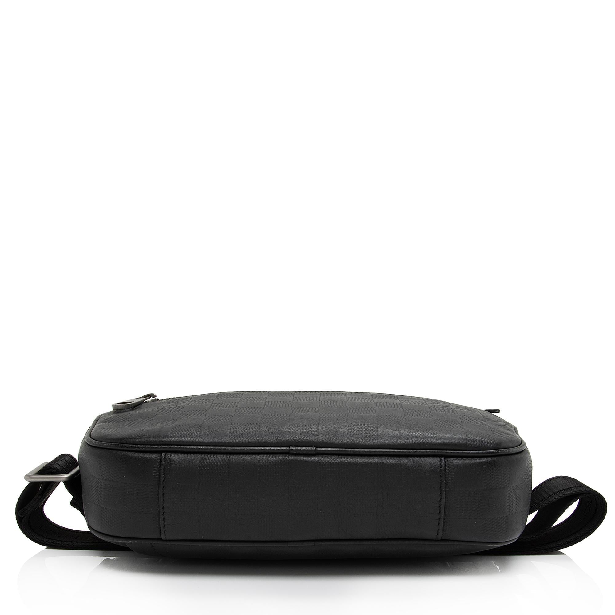 Louis Vuitton Damier Infini Leather Ambler Belt Bag (SHF-nRDcnJ)