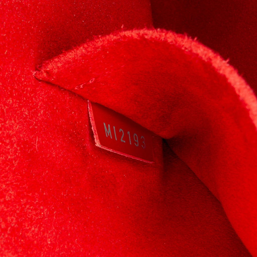 Louis Vuitton Epi Alma BB (SHG-x4Twy2)