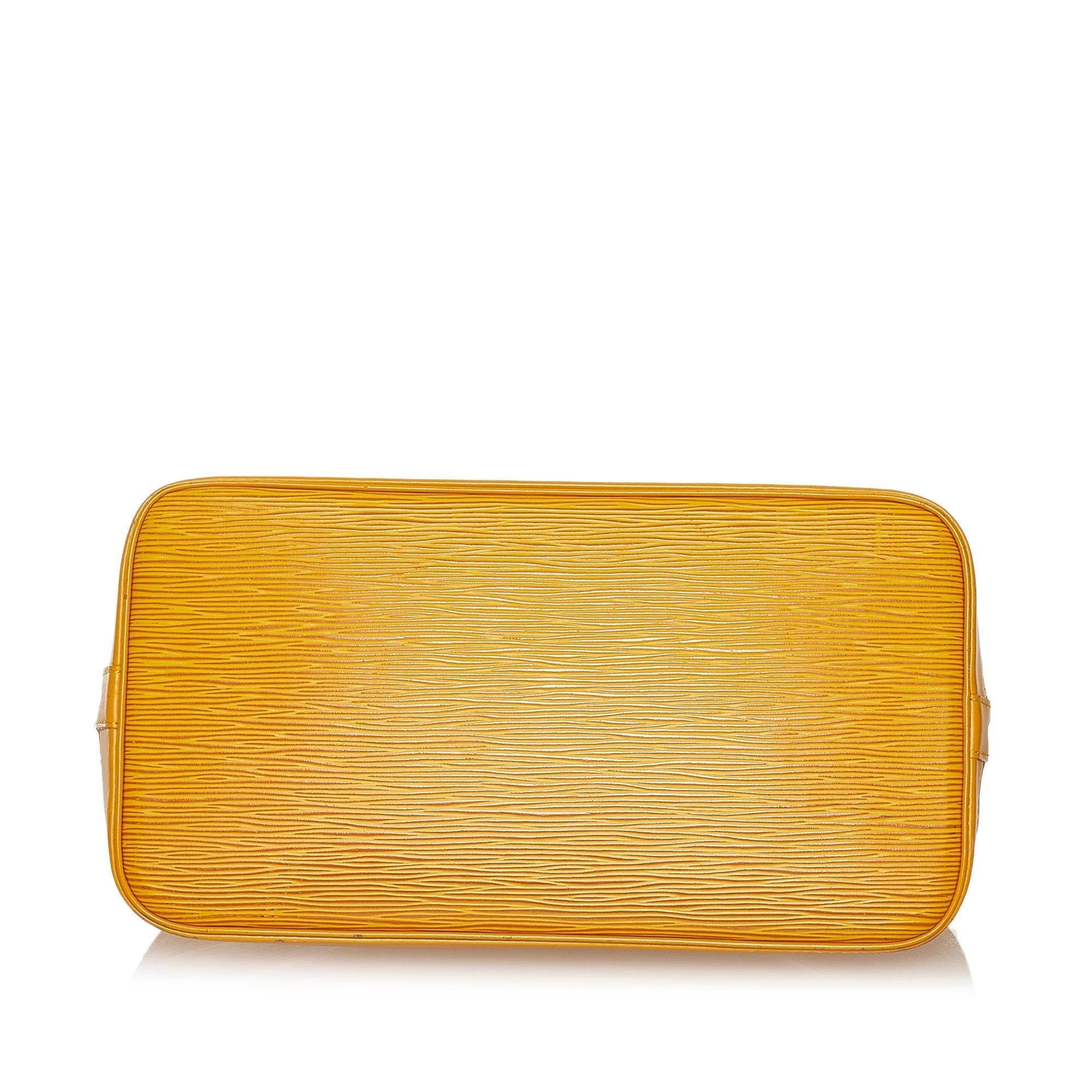 Louis Vuitton Epi Alma PM (SHG-34414)