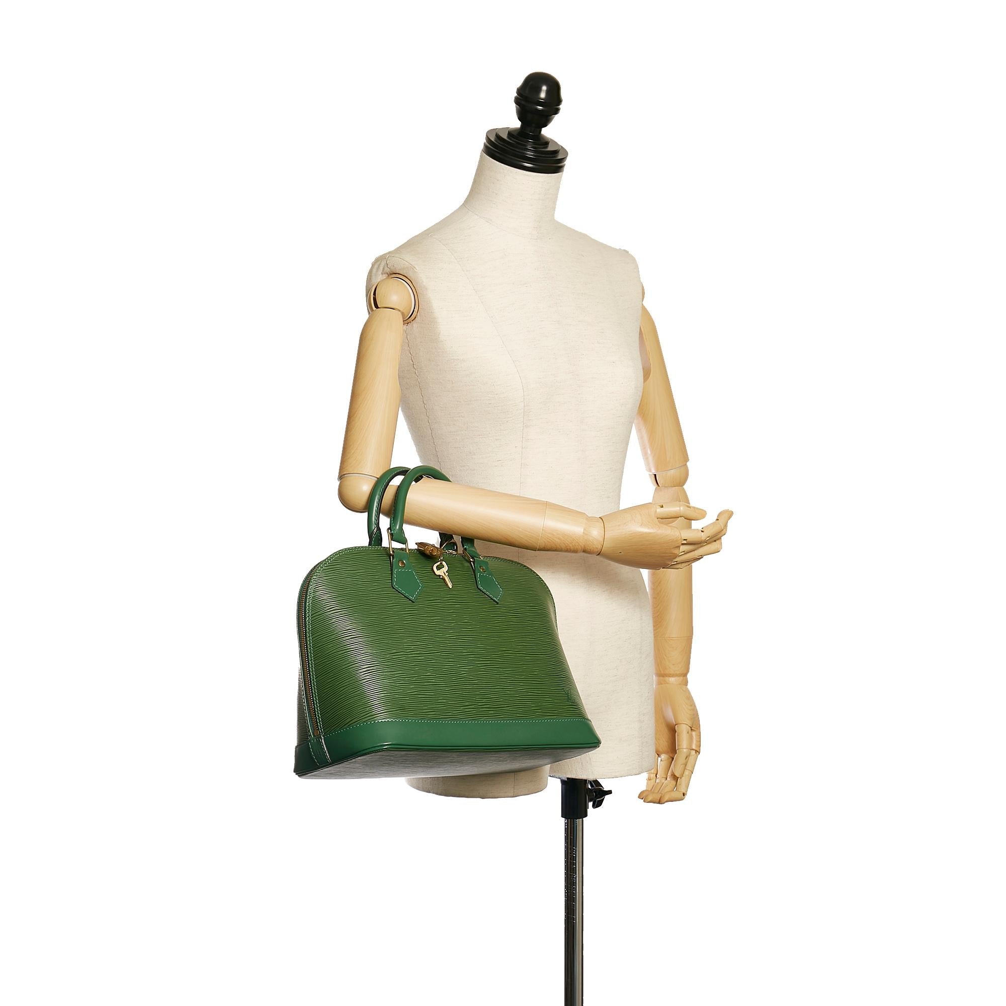Louis Vuitton Epi Alma PM (SHG-35315)