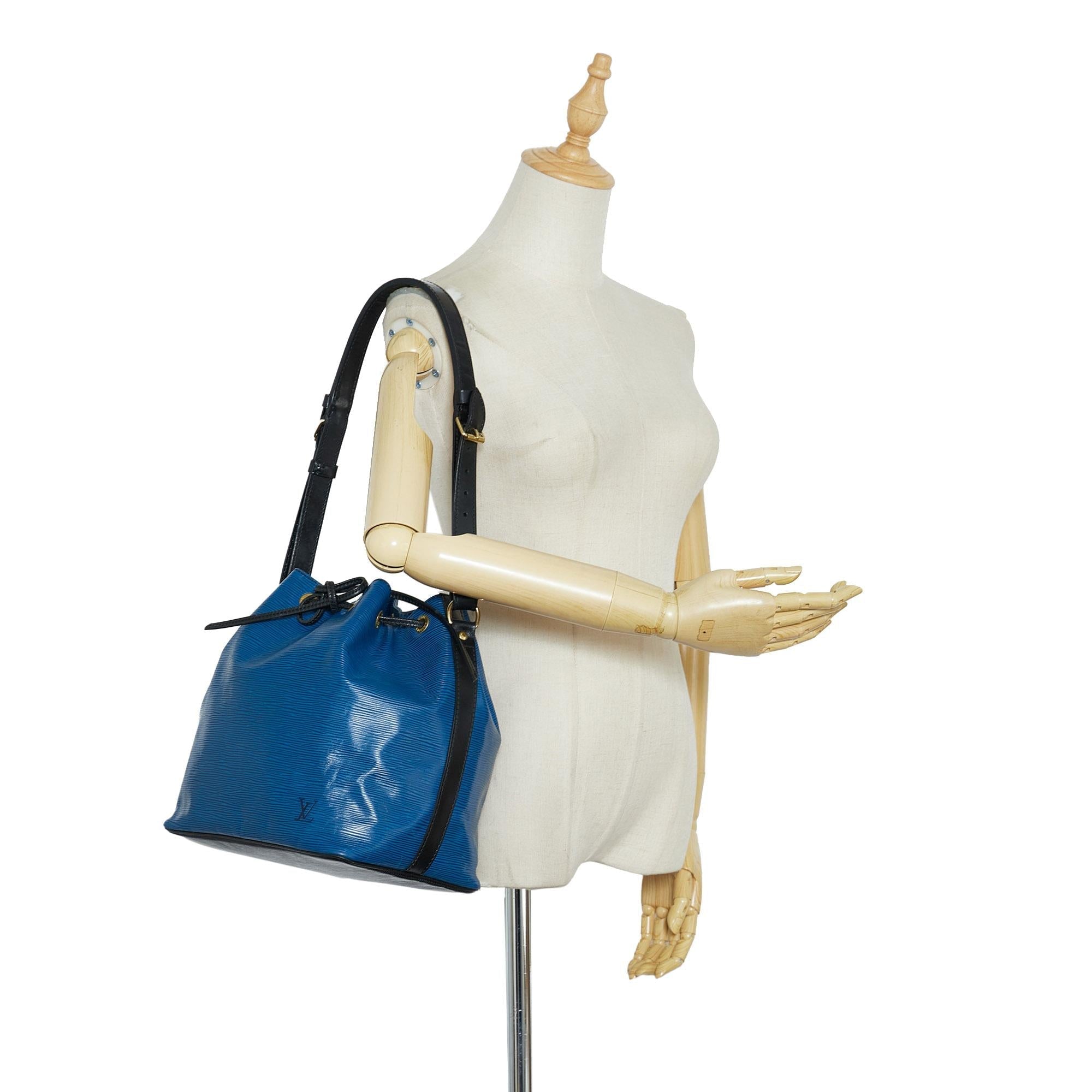 Louis Vuitton Epi Bicolor Petit Noe
