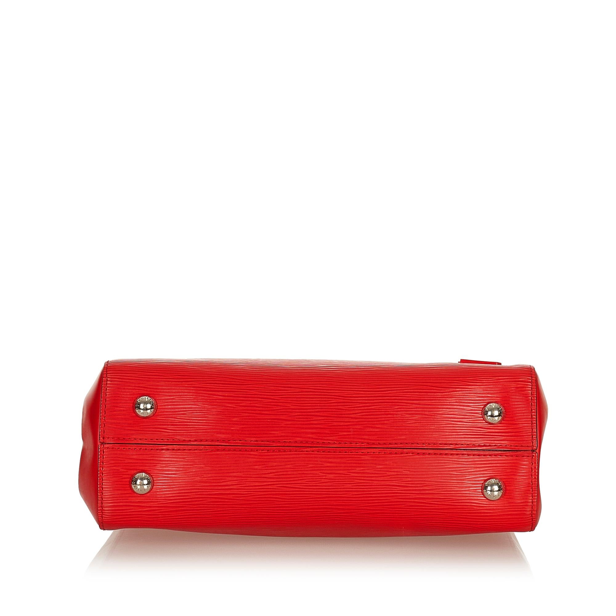Louis Vuitton Epi Cluny BB (SHG-SiDglH)