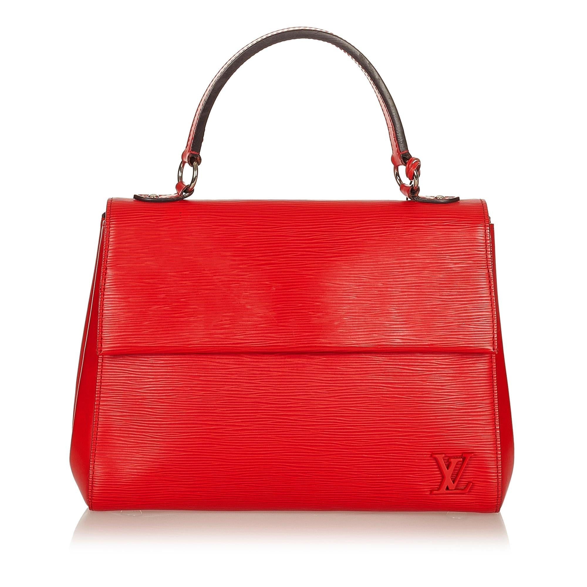 Louis Vuitton Epi Cluny BB (SHG-SiDglH)