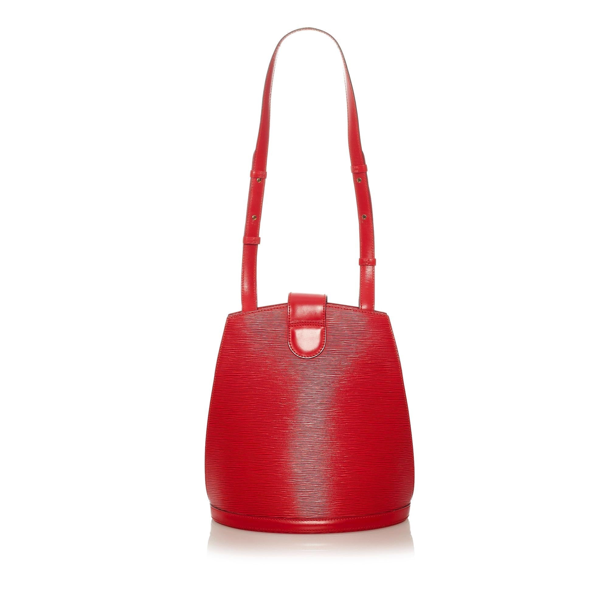 Louis Vuitton Epi Cluny (SHG-RAfJ80)