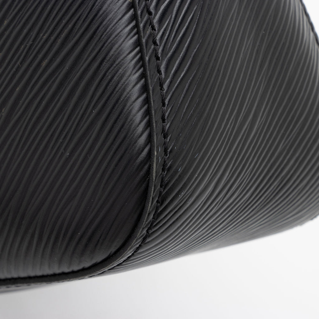 Louis Vuitton Epi Leather Marelle Shoulder Bag (SHF-WhQeAI)