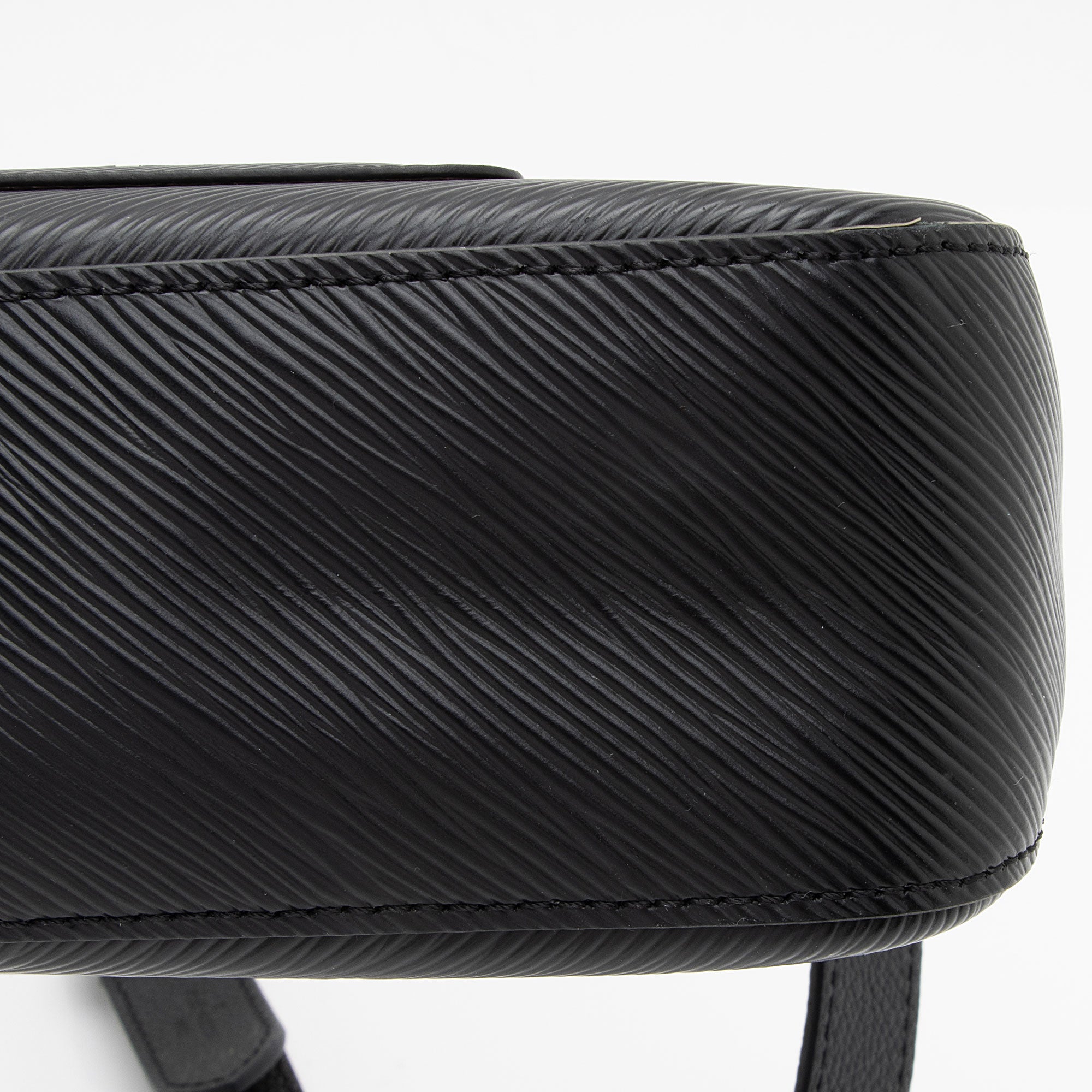 Louis Vuitton Epi Leather Marelle Shoulder Bag (SHF-WhQeAI)