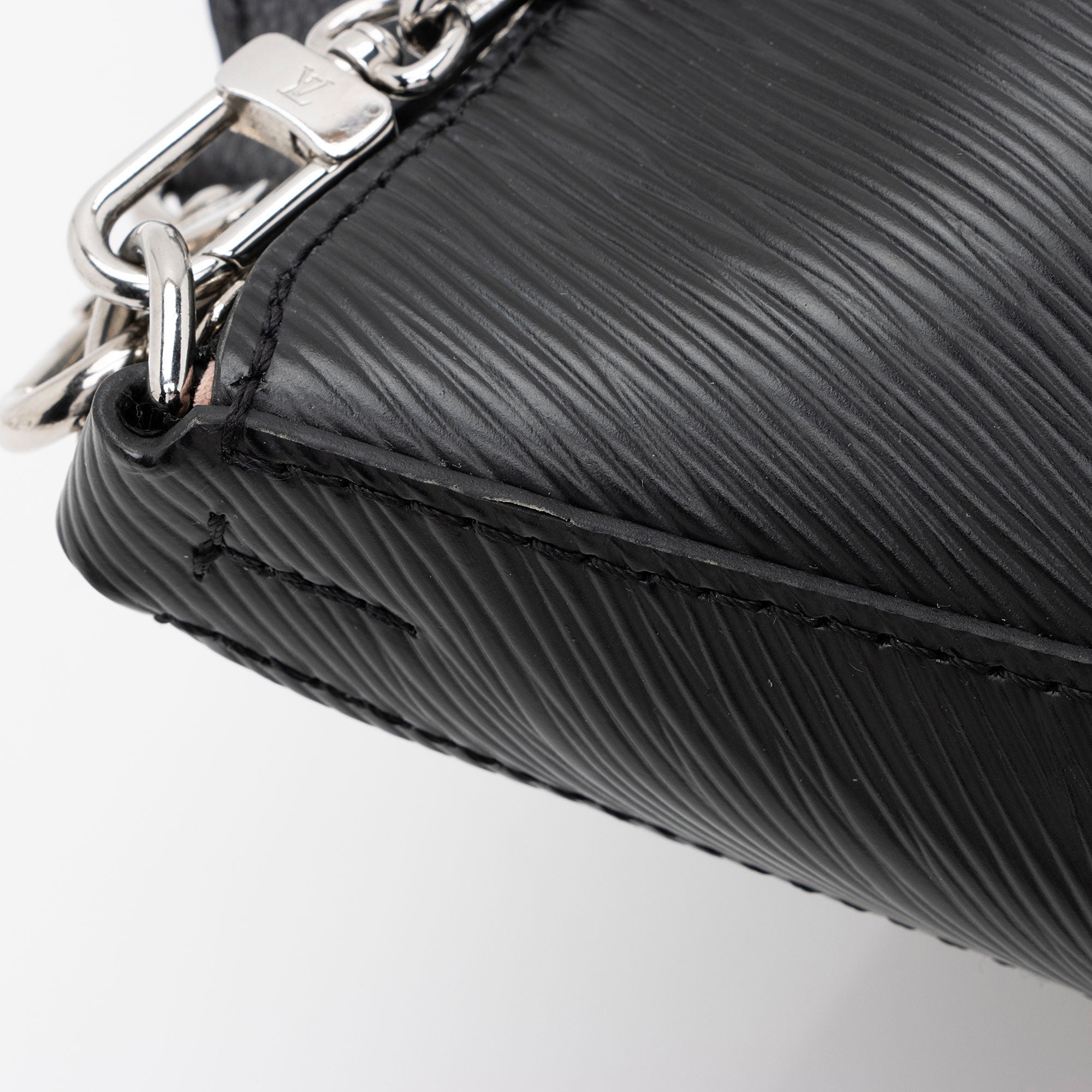 Louis Vuitton Epi Leather Marelle Shoulder Bag (SHF-WhQeAI)