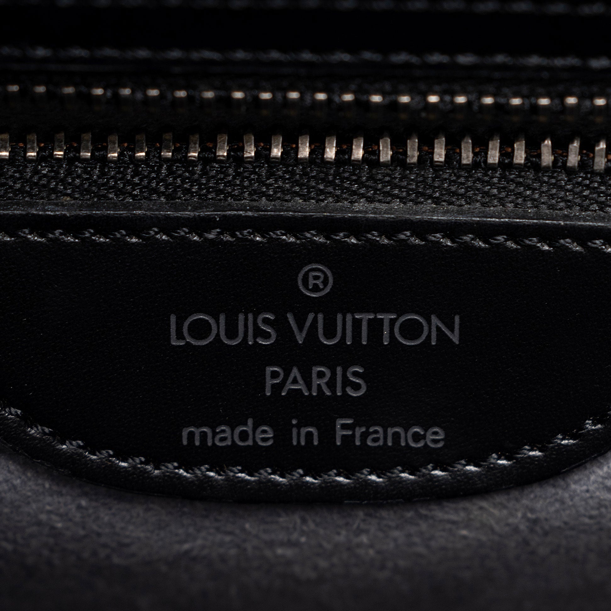 Louis Vuitton Epi Leather Verseau Shoulder Bag (SHF-joIVrH)