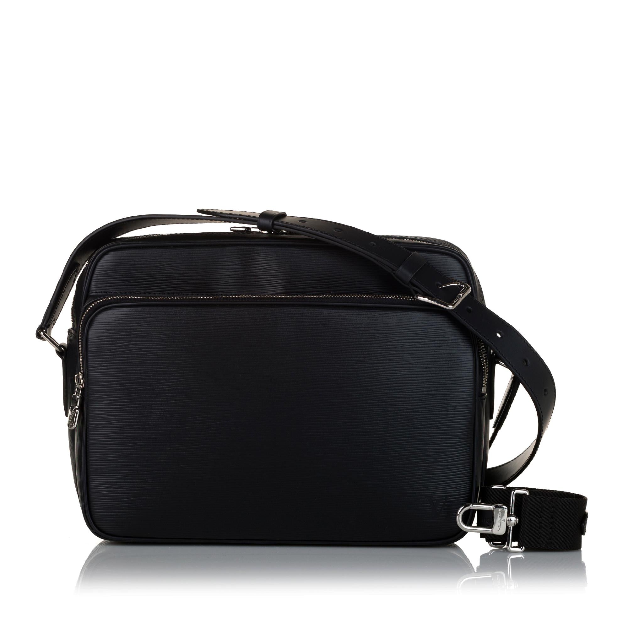 Louis Vuitton Epi Nil Slim Messenger PM (SHG-35584)