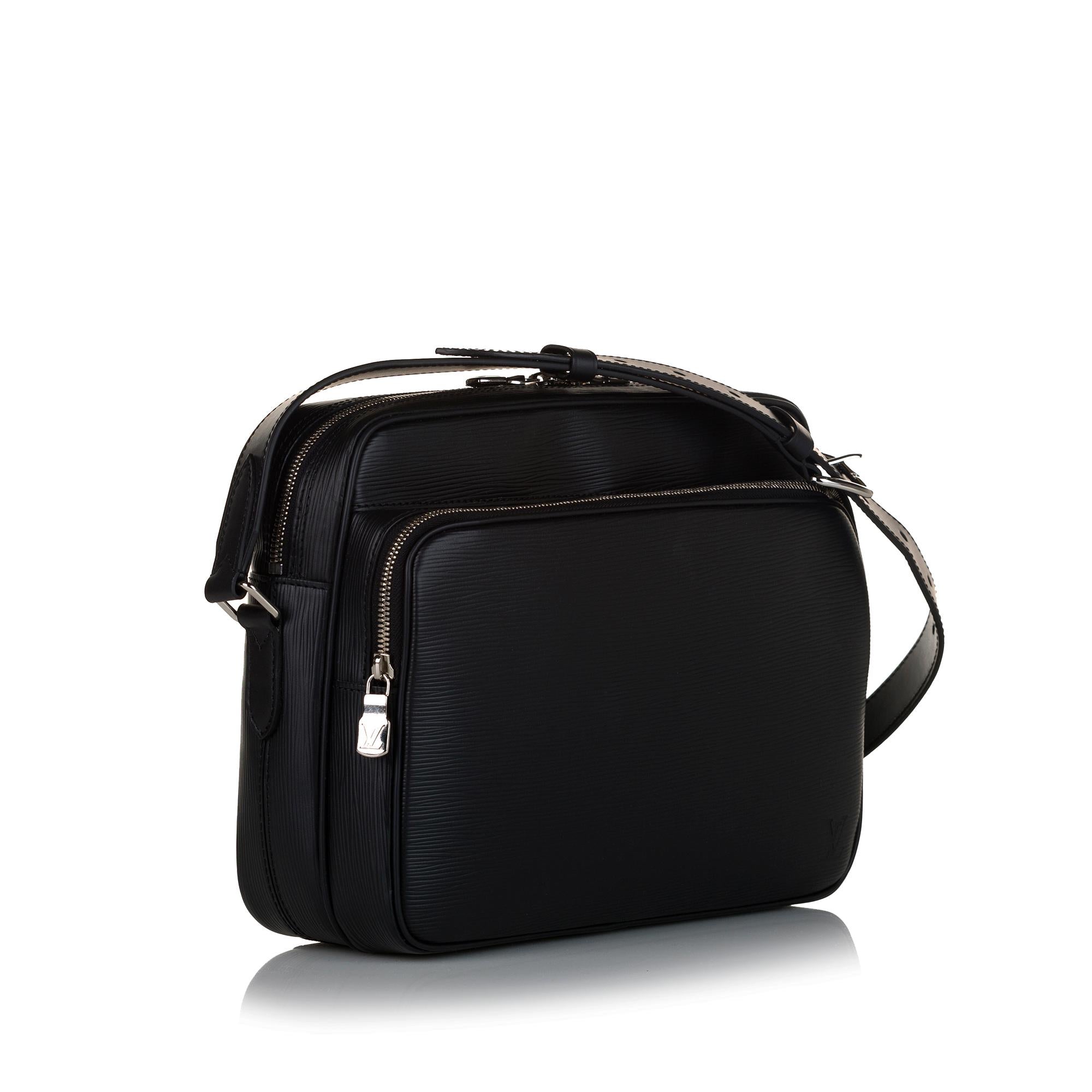 Louis Vuitton Epi Nil Slim Messenger PM (SHG-35584)