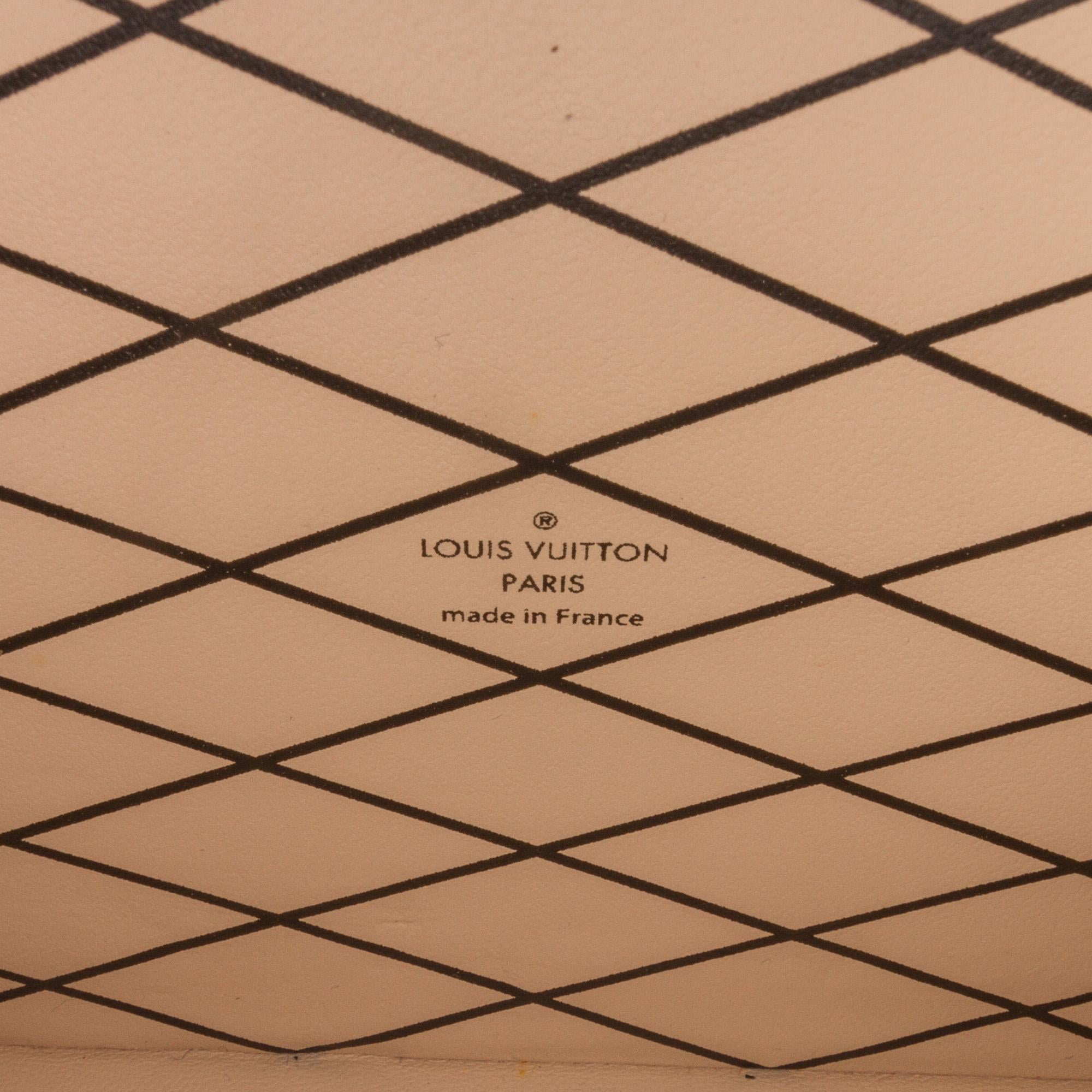 Louis Vuitton Epi Petite Malle (SHG-BXUsxq)