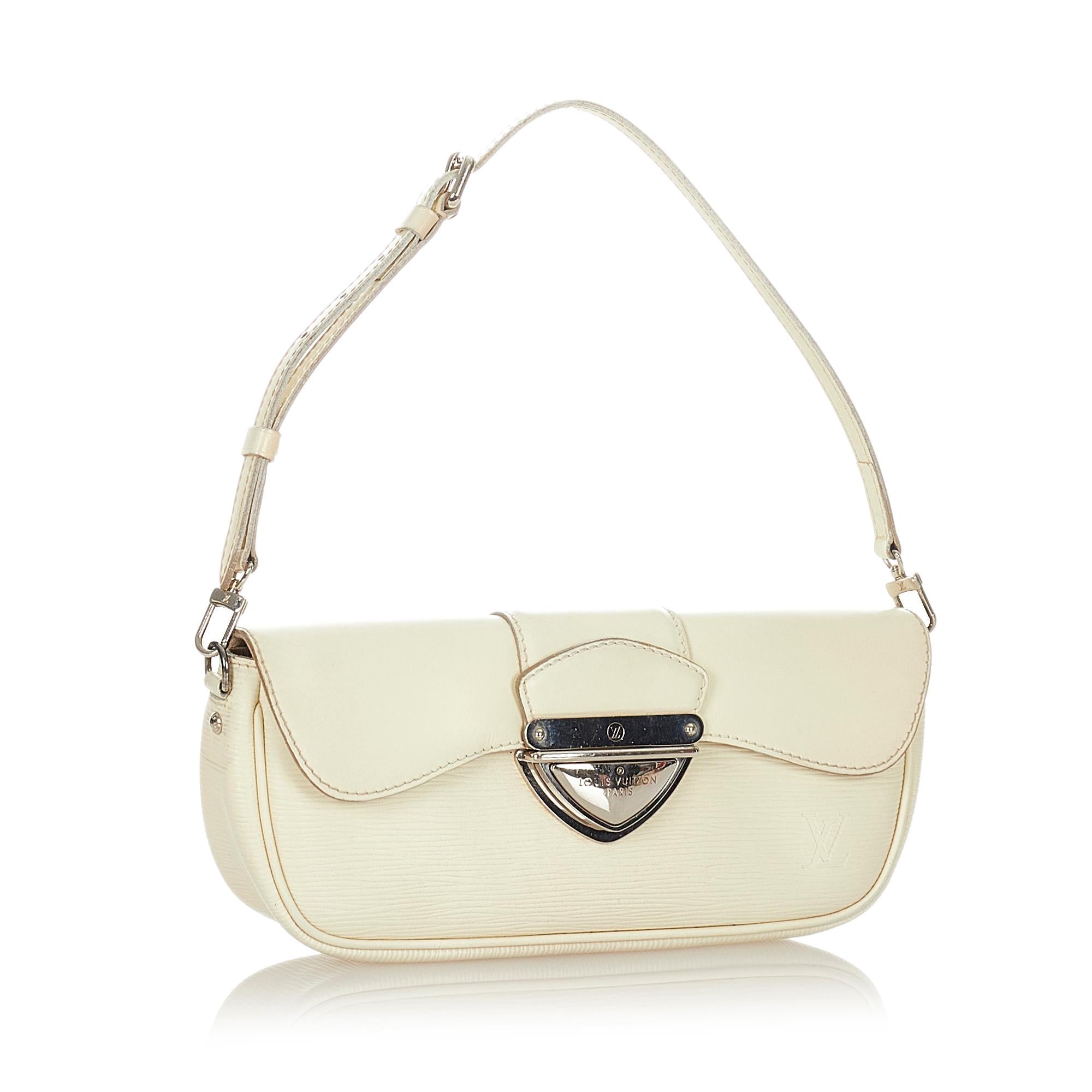 Louis Vuitton Epi Pochette Montaigne (SHG-31755)