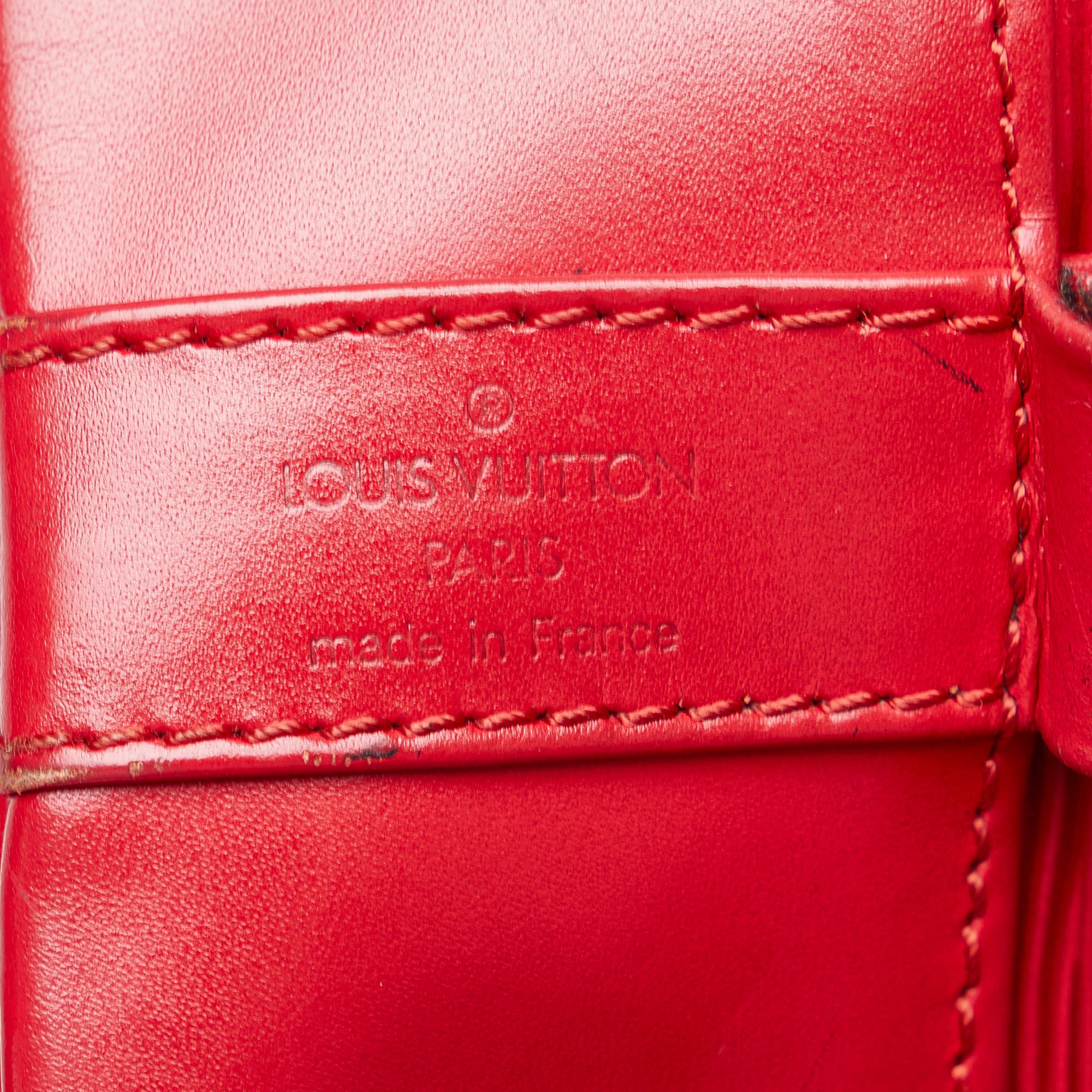 Louis Vuitton Epi Randonnee PM (SHG-OjsXTI)