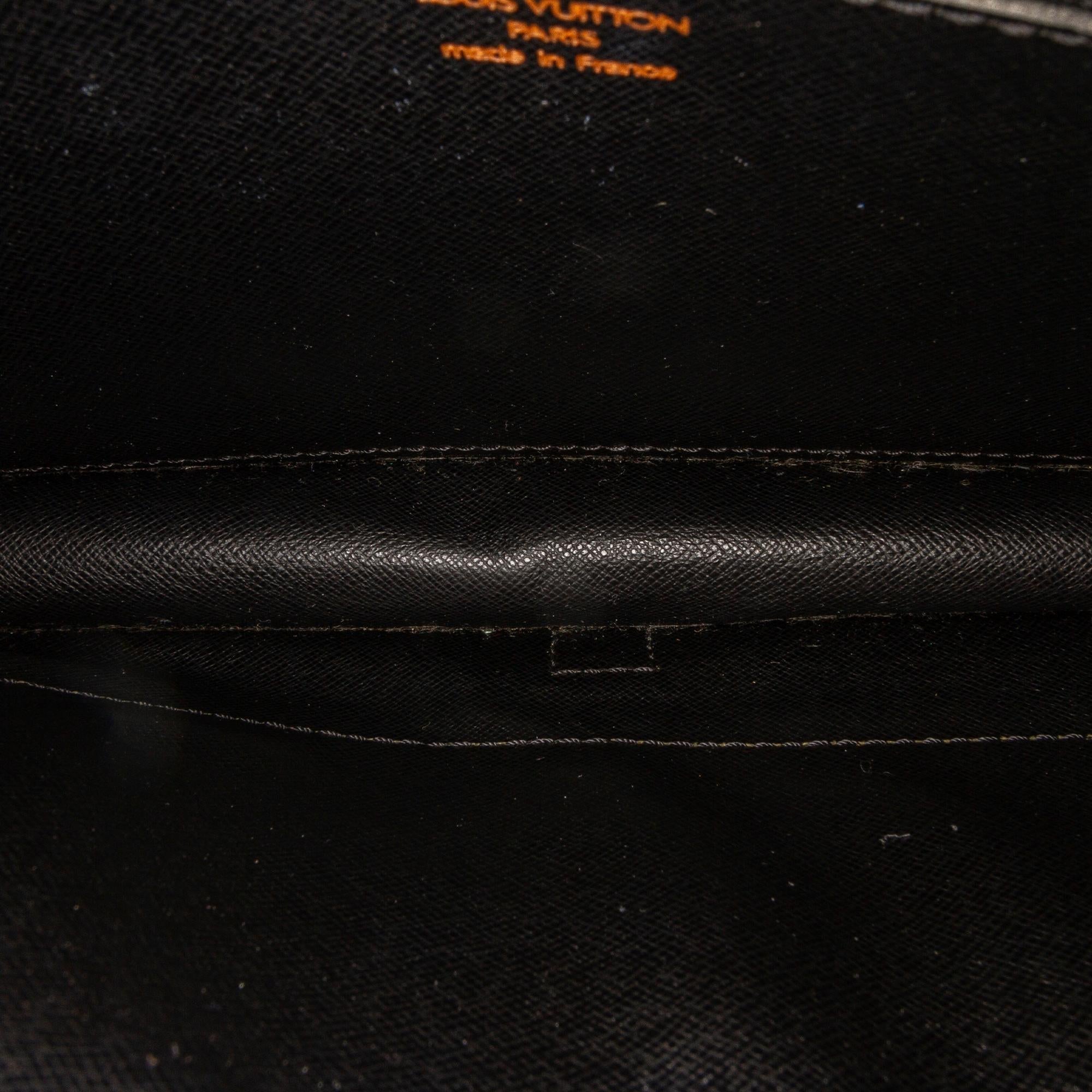 Louis Vuitton Epi Sac Biface (SHG-B7qkzp)
